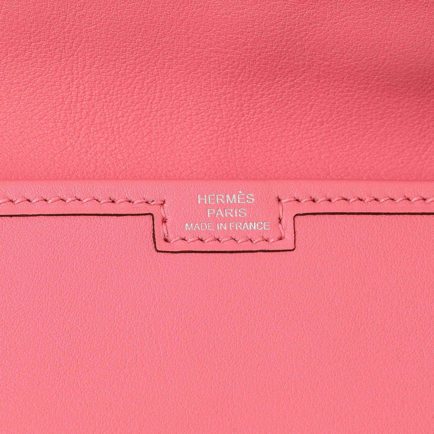Exclusive Hermes Rose Azalee Swift Jige Duo Clutch — Detail View