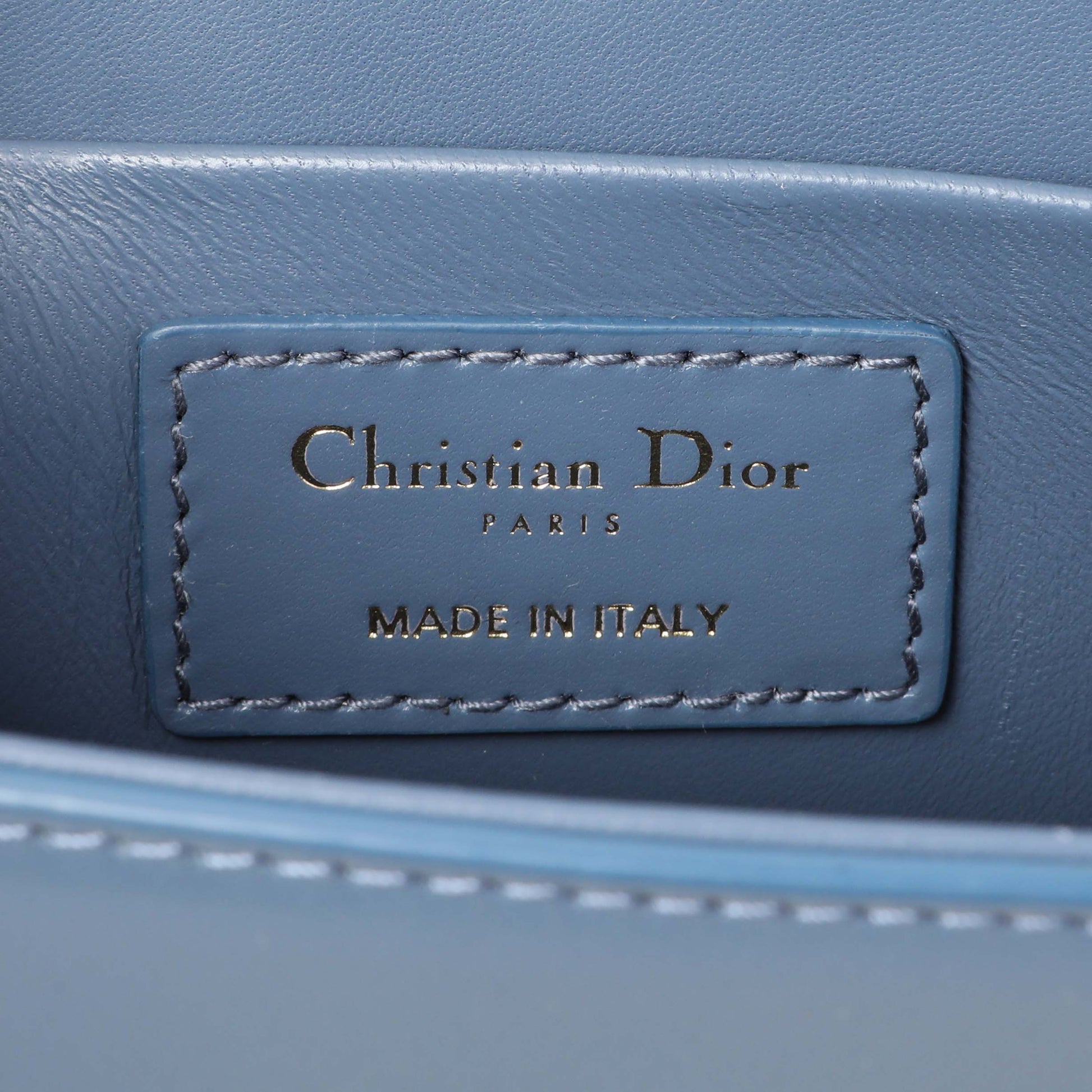 Exclusive Christian Dior Blue Smooth Calfskin Montaigne 30 Box Shoulder — Detail View