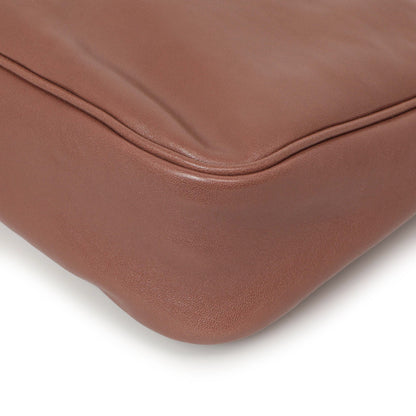 Exclusive Louis Vuitton Rose Cuir Boudoir Pochette Accessoires MM — Detail View