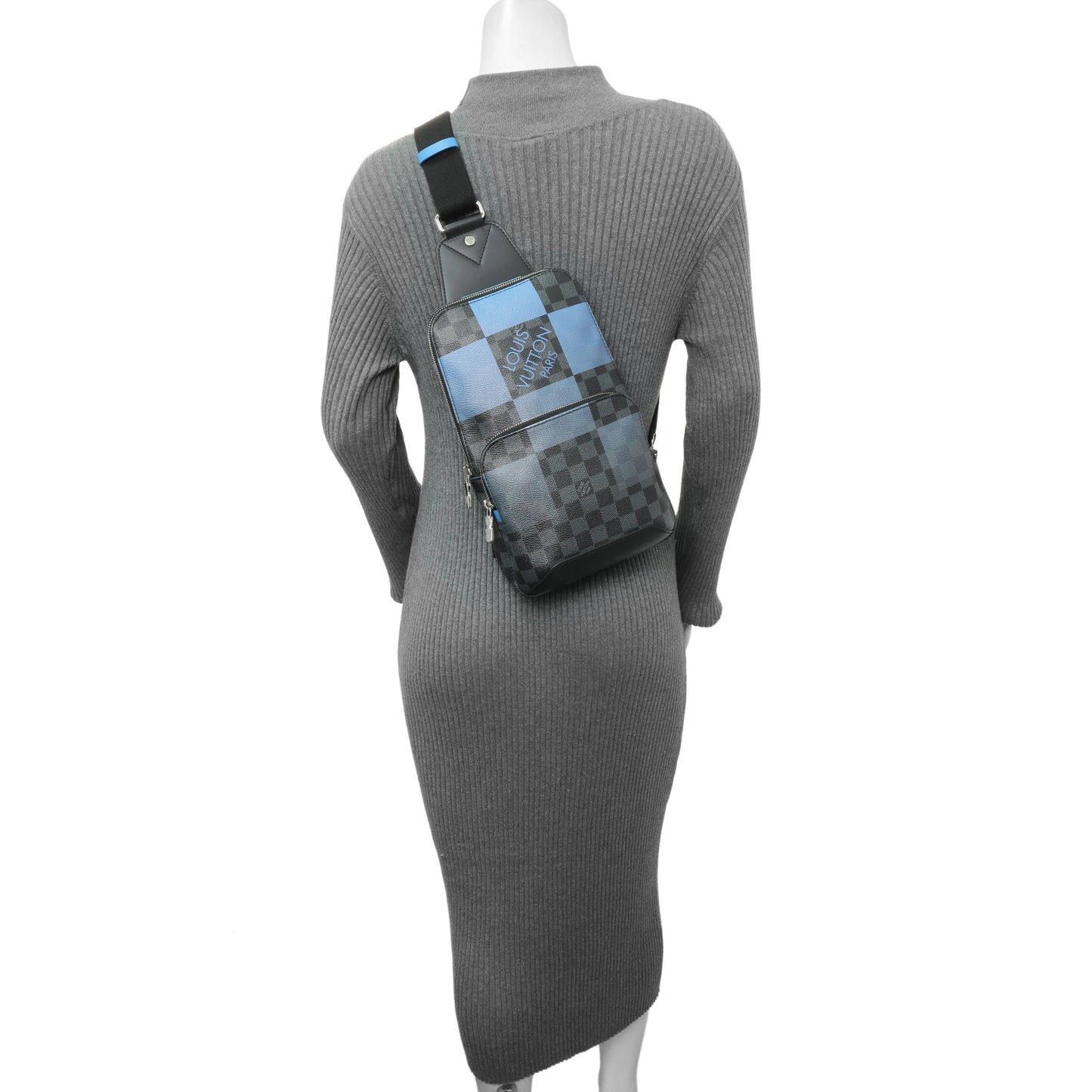 Exclusive Louis Vuitton Damier Graphite Giant Avenue Sling Backpack — Alternate View 7