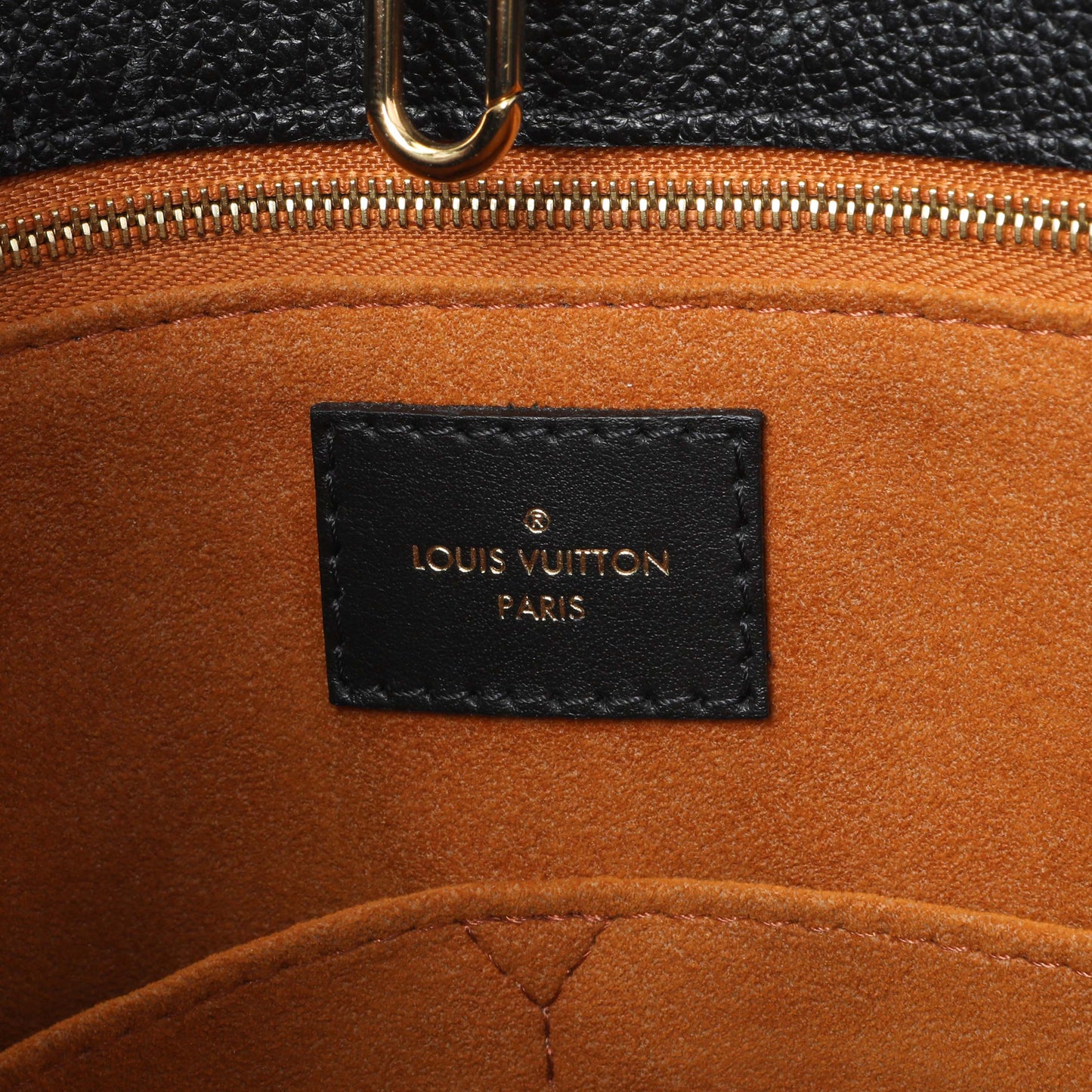 Exclusive Louis Vuitton Black Empreinte Monogram Giant OnTheGo MM — Alternate View 9