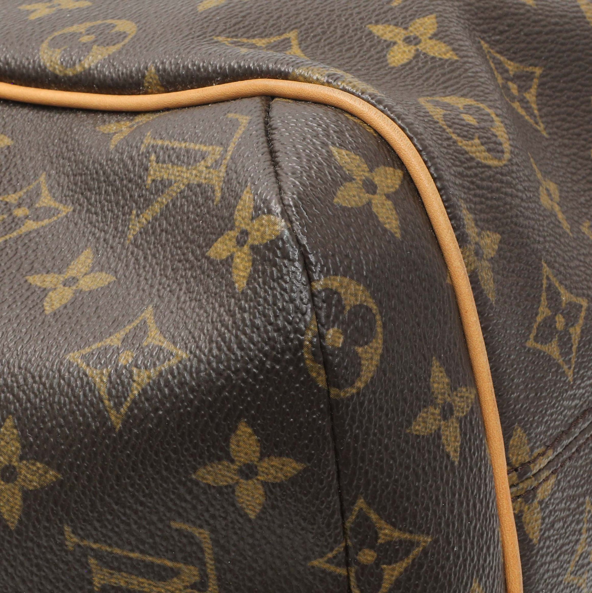 Exclusive Louis Vuitton Monogram Totally PM — Top View