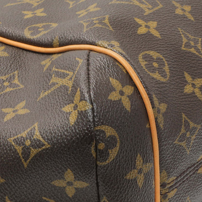 Exclusive Louis Vuitton Monogram Totally PM — Lifestyle View