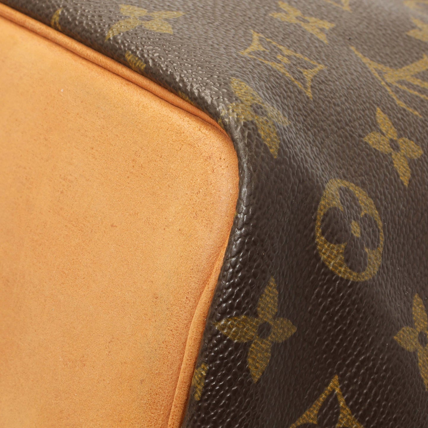 Exclusive Louis Vuitton Monogram Petit Noe — Detail View