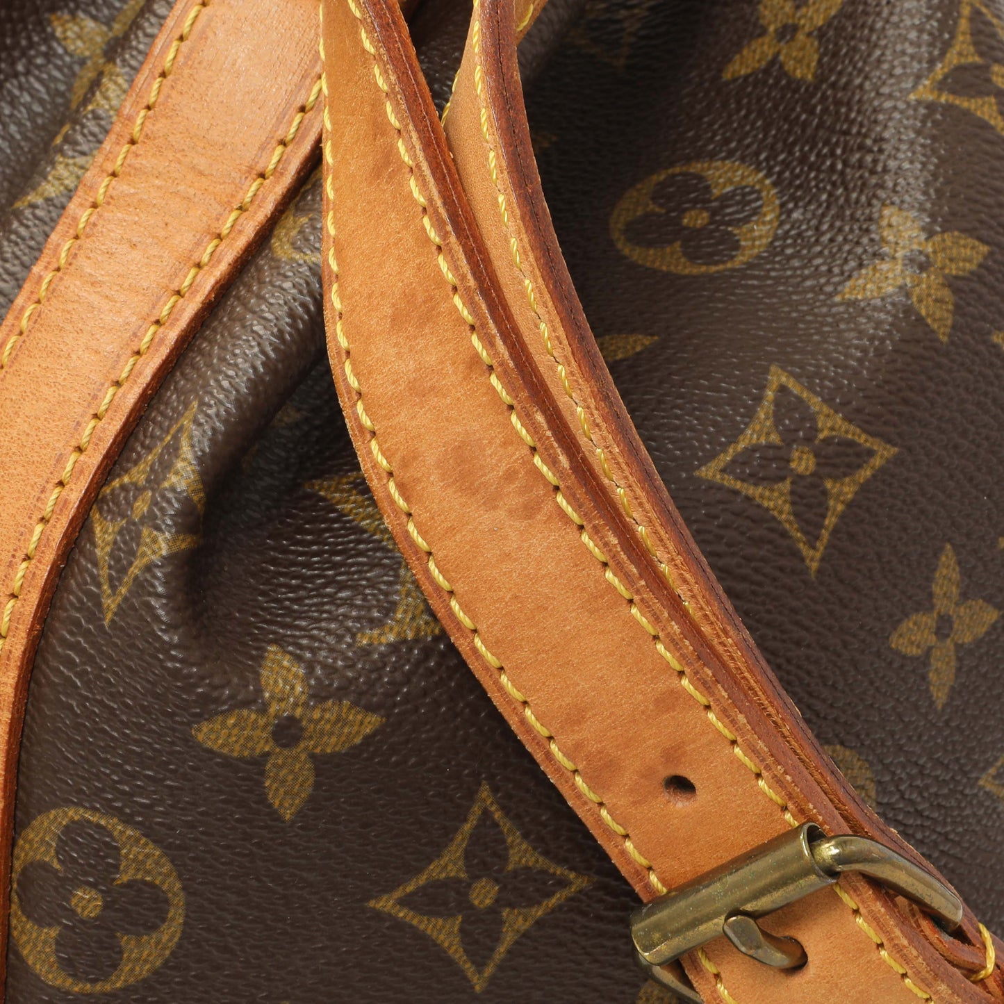 Exclusive Louis Vuitton Monogram Petit Noe — Alternate View 11