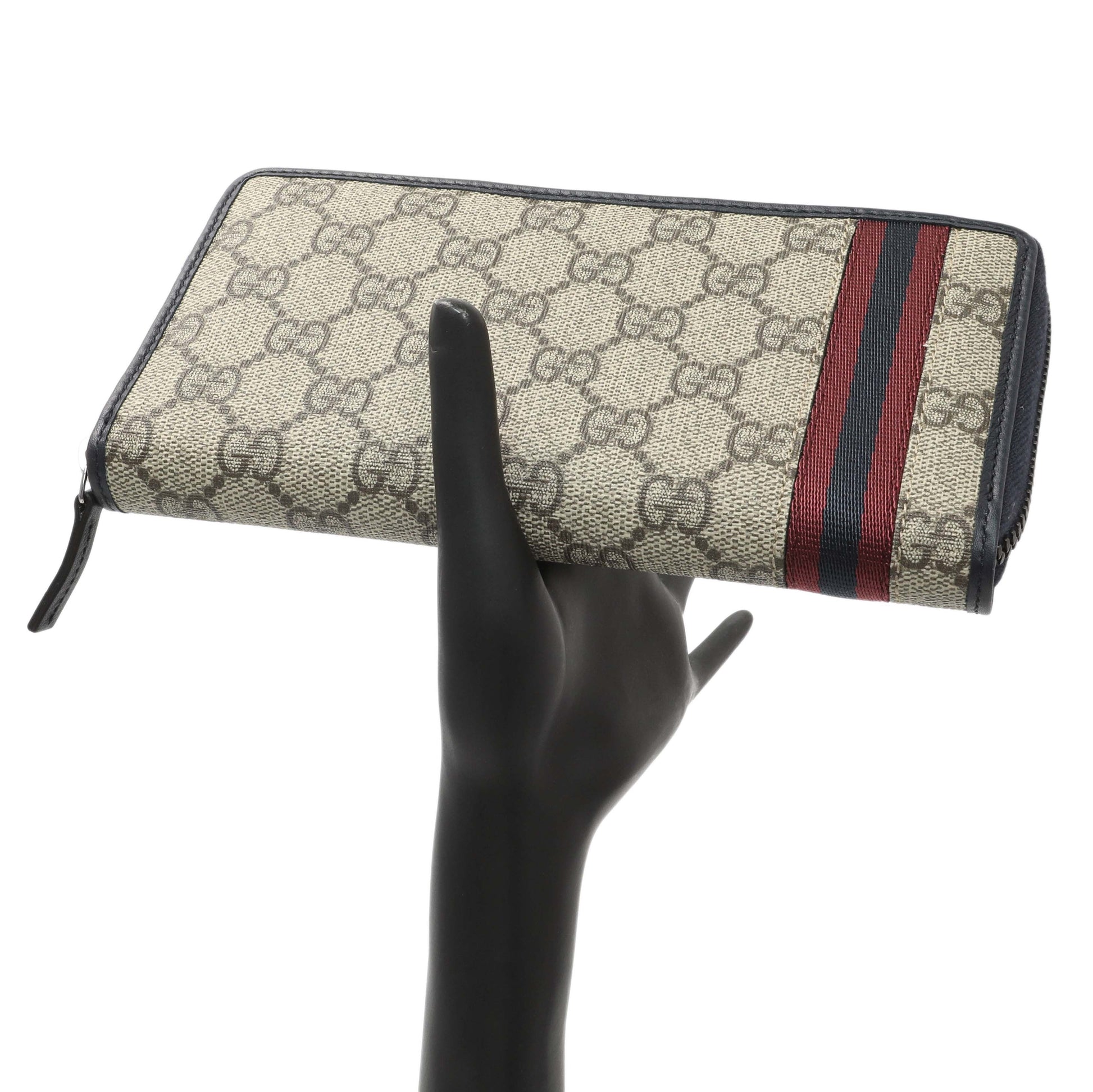 Exclusive Gucci GG Supreme Zipped Long Wallet — Alternate View 7