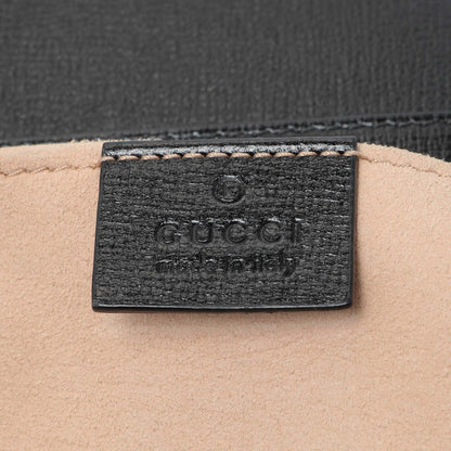 Exclusive Gucci Black Beige Calfskin Horsebit 1955 Drawstring Bucket Bag — Detail View