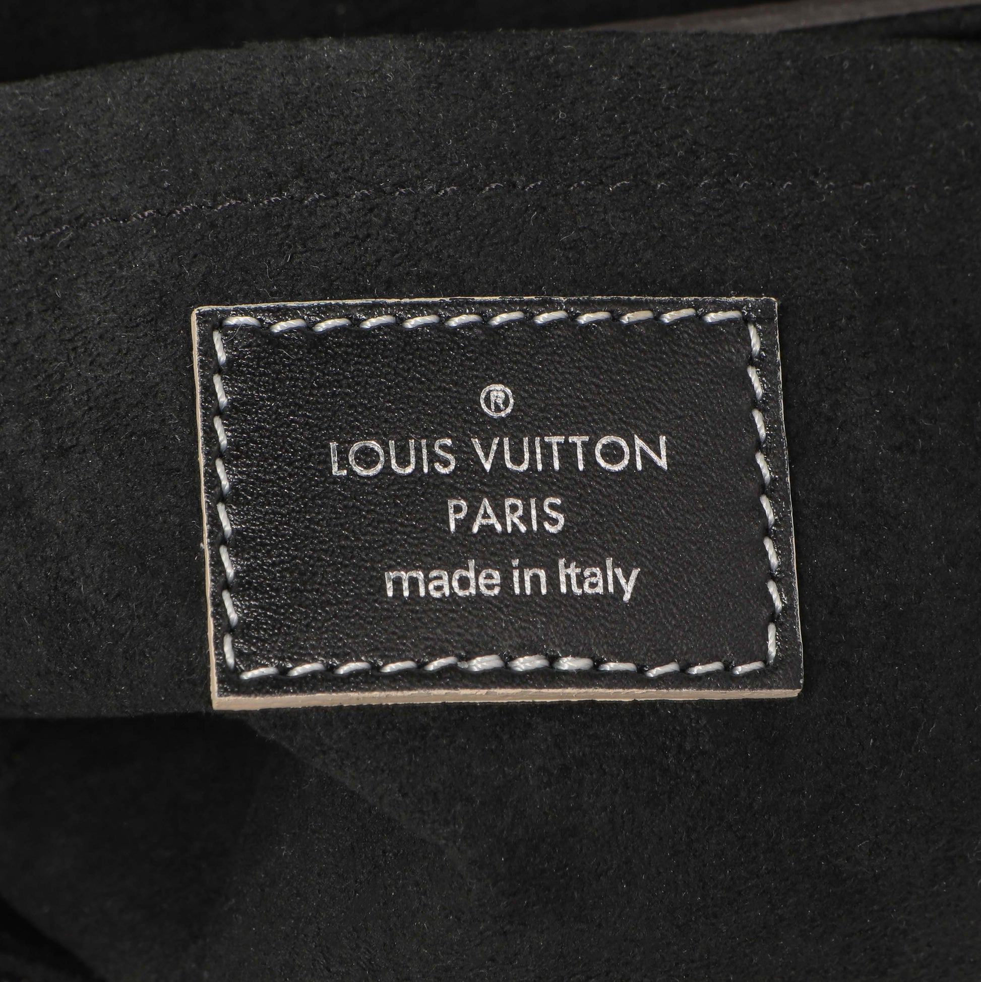 Exclusive Louis Vuitton Black Calfskin Monogram Chain It PM — Detail View