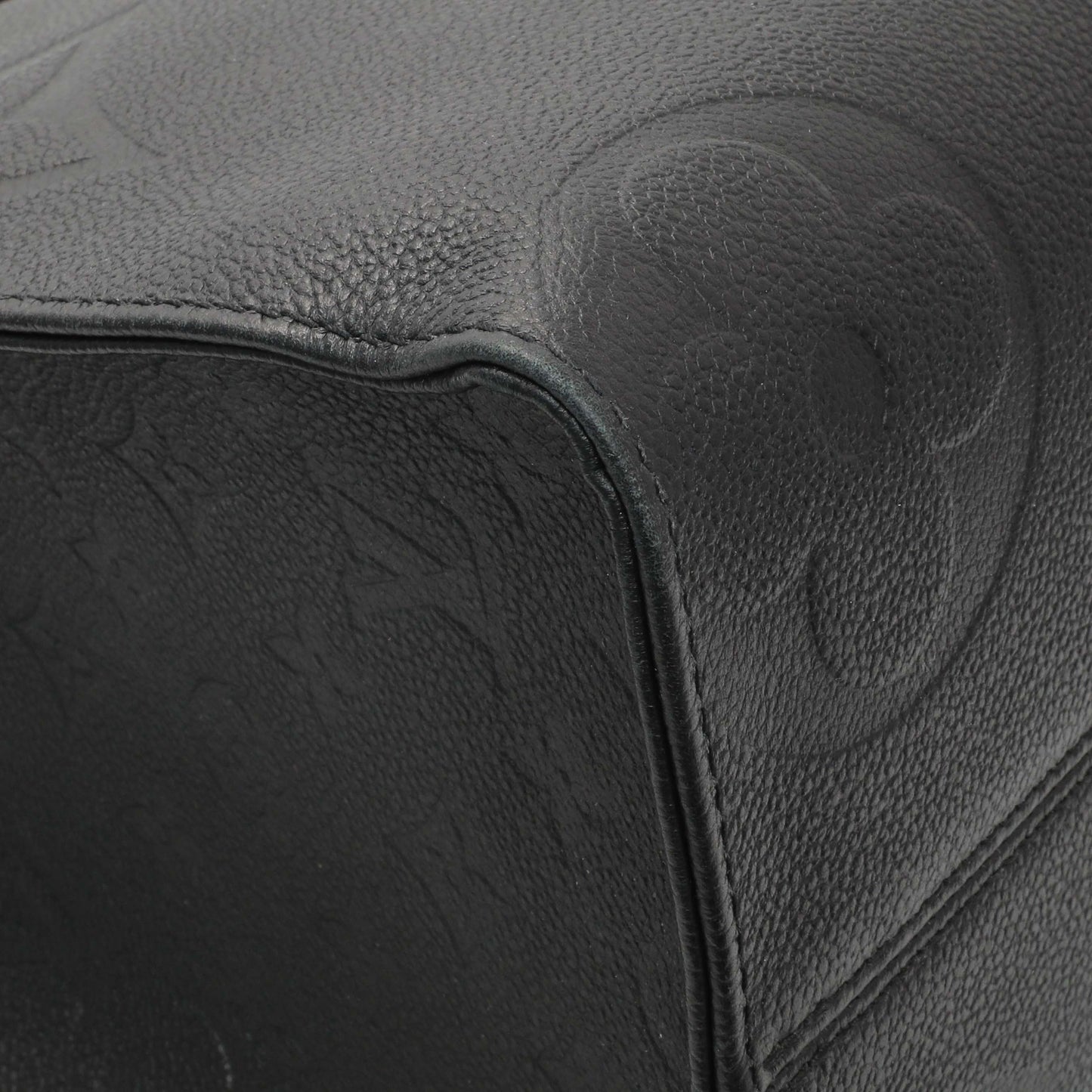 Exclusive Louis Vuitton Black Empreinte Monogram Giant OnTheGo MM — Lifestyle View