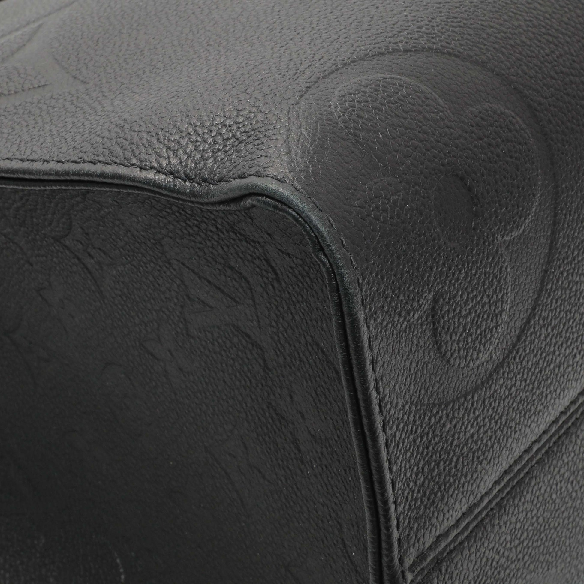 Exclusive Louis Vuitton Black Empreinte Monogram Giant OnTheGo MM — Lifestyle View