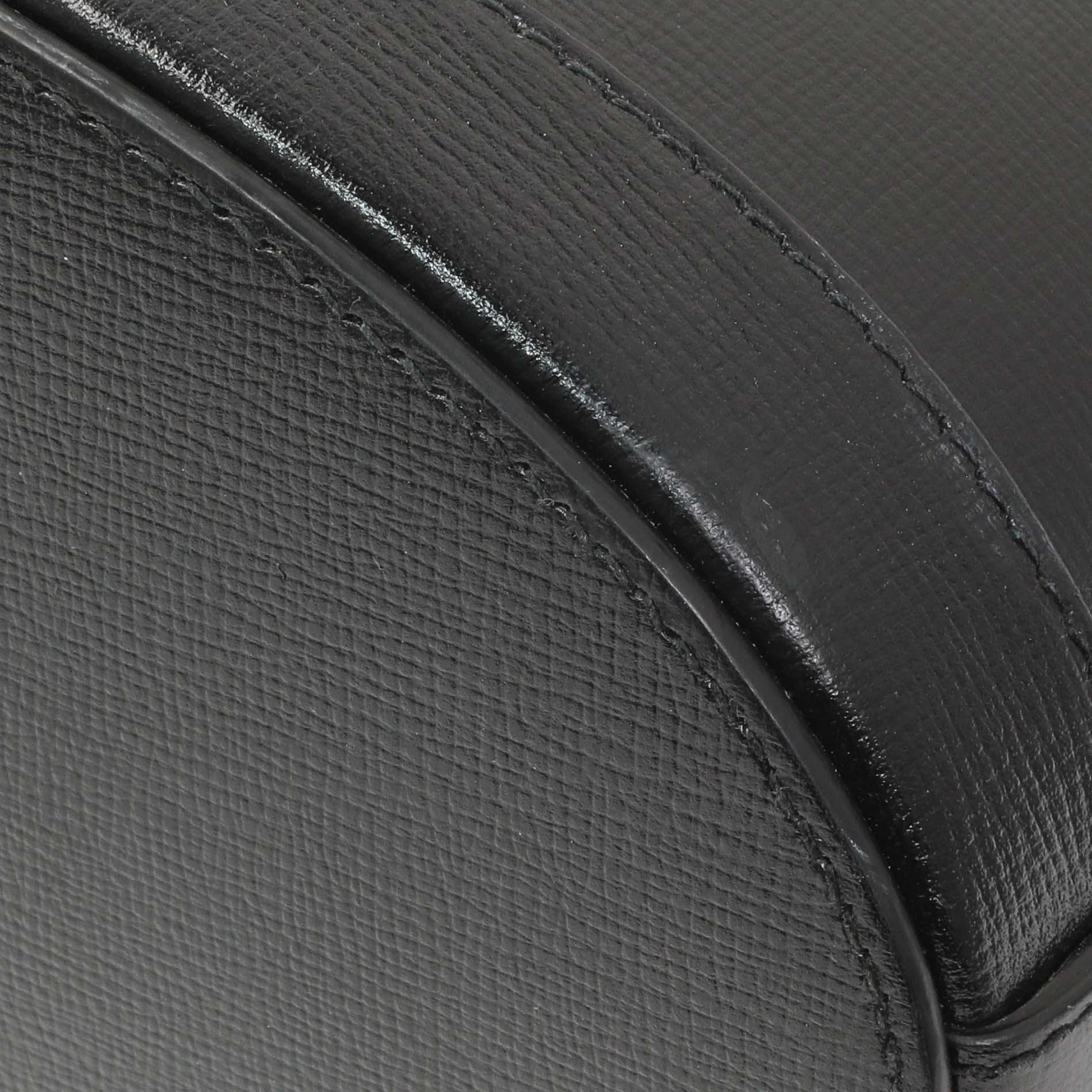 Exclusive Gucci Black Beige Calfskin Horsebit 1955 Drawstring Bucket Bag — Alternate View 7