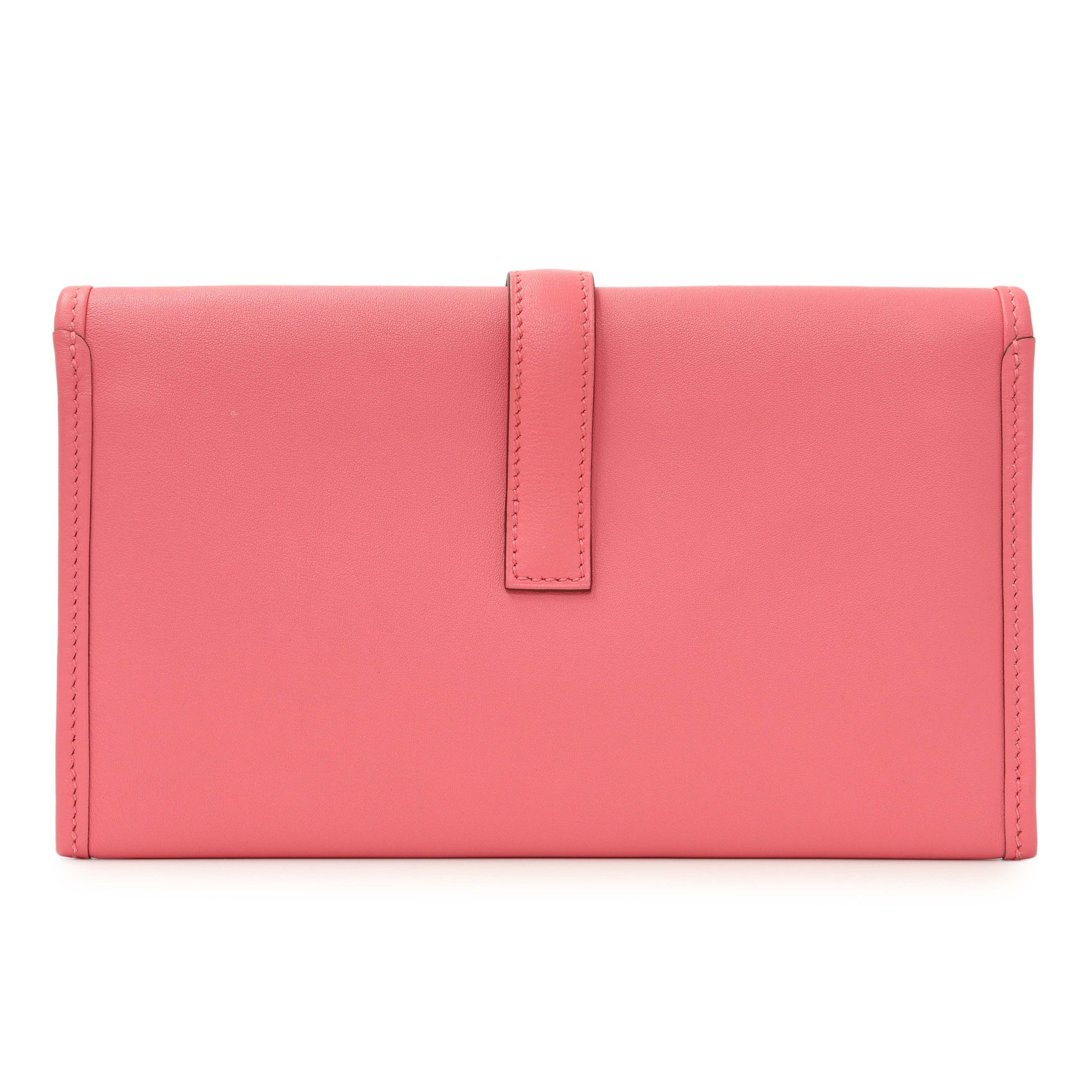 Exclusive Hermes Rose Azalee Swift Jige Duo Clutch — Side View