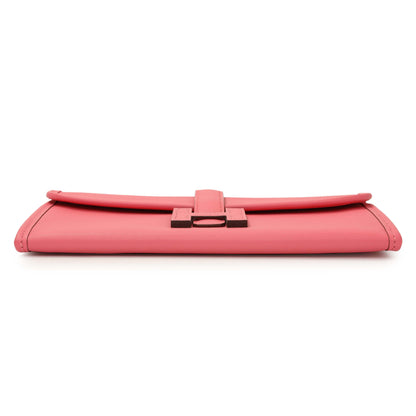 Exclusive Hermes Rose Azalee Swift Jige Duo Clutch — Back View