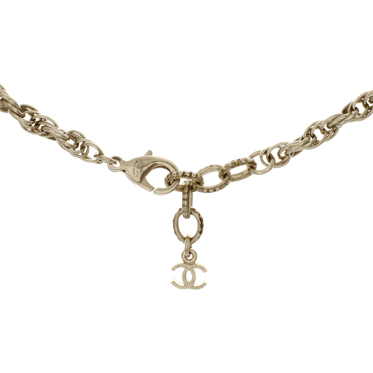 Exclusive Chanel Pearl CC Pendant    Necklace — Back View