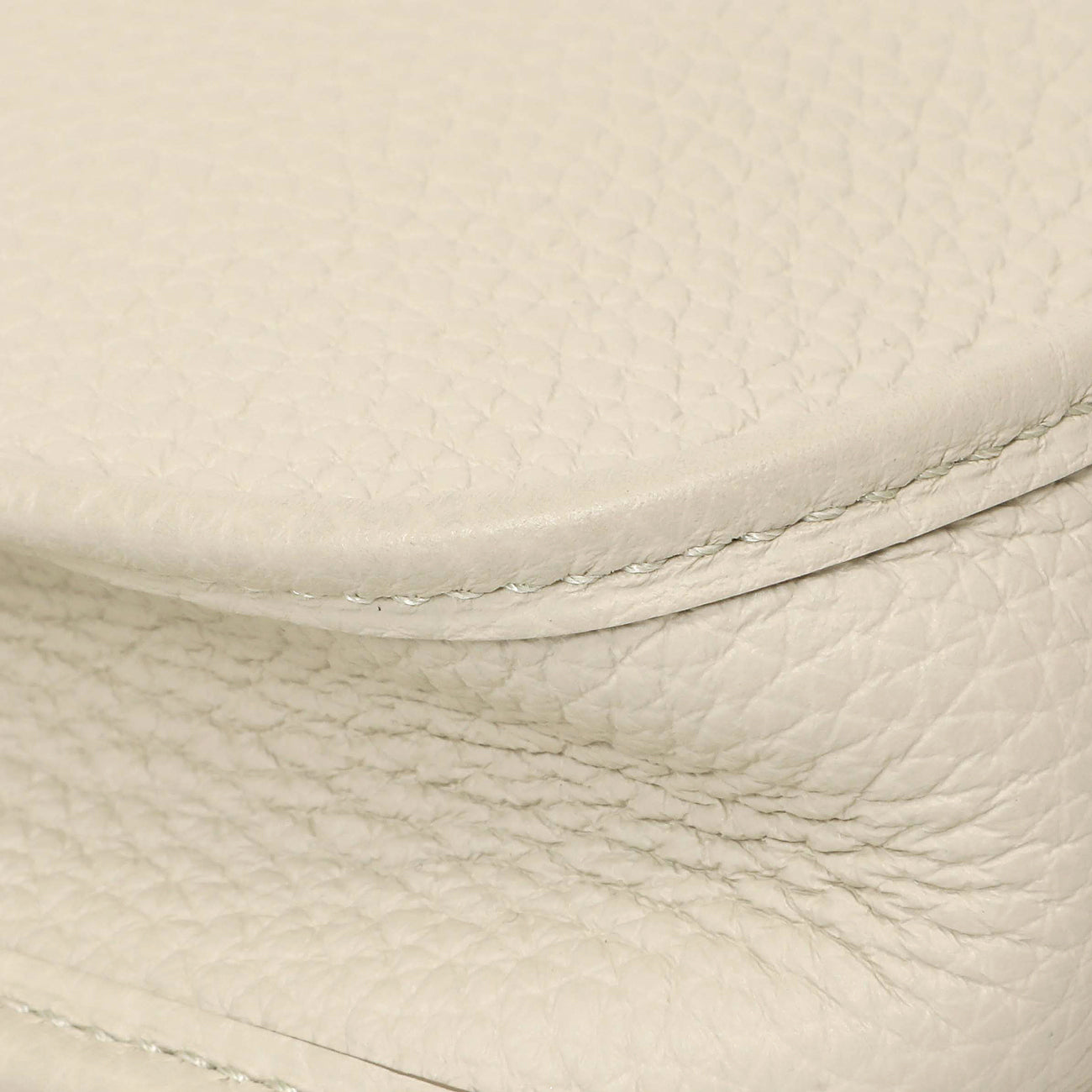 Exclusive Hermes Beton Clemence Evelyne TPM — Lifestyle View