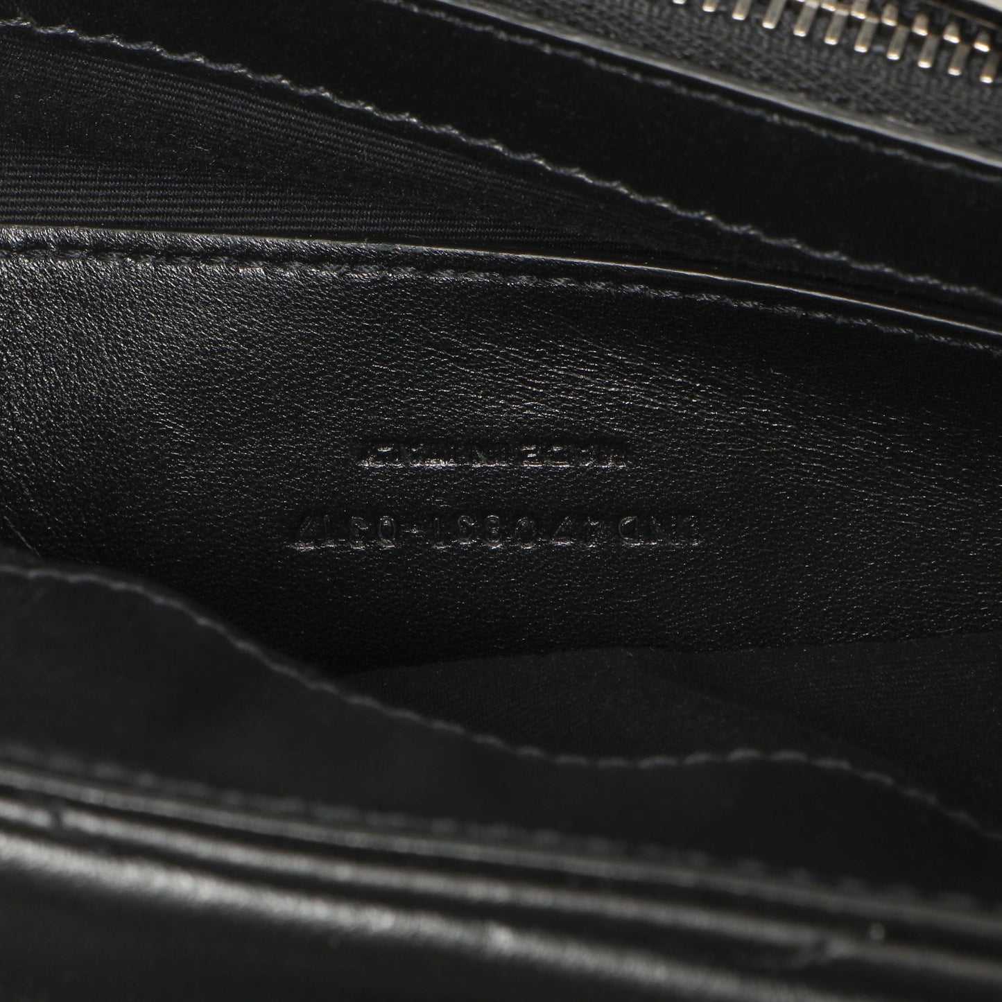 Exclusive Saint Laurent Black Calfskin Y Quilted Monogram Small Charm Loulou Chain Satchel — Alternate View 10