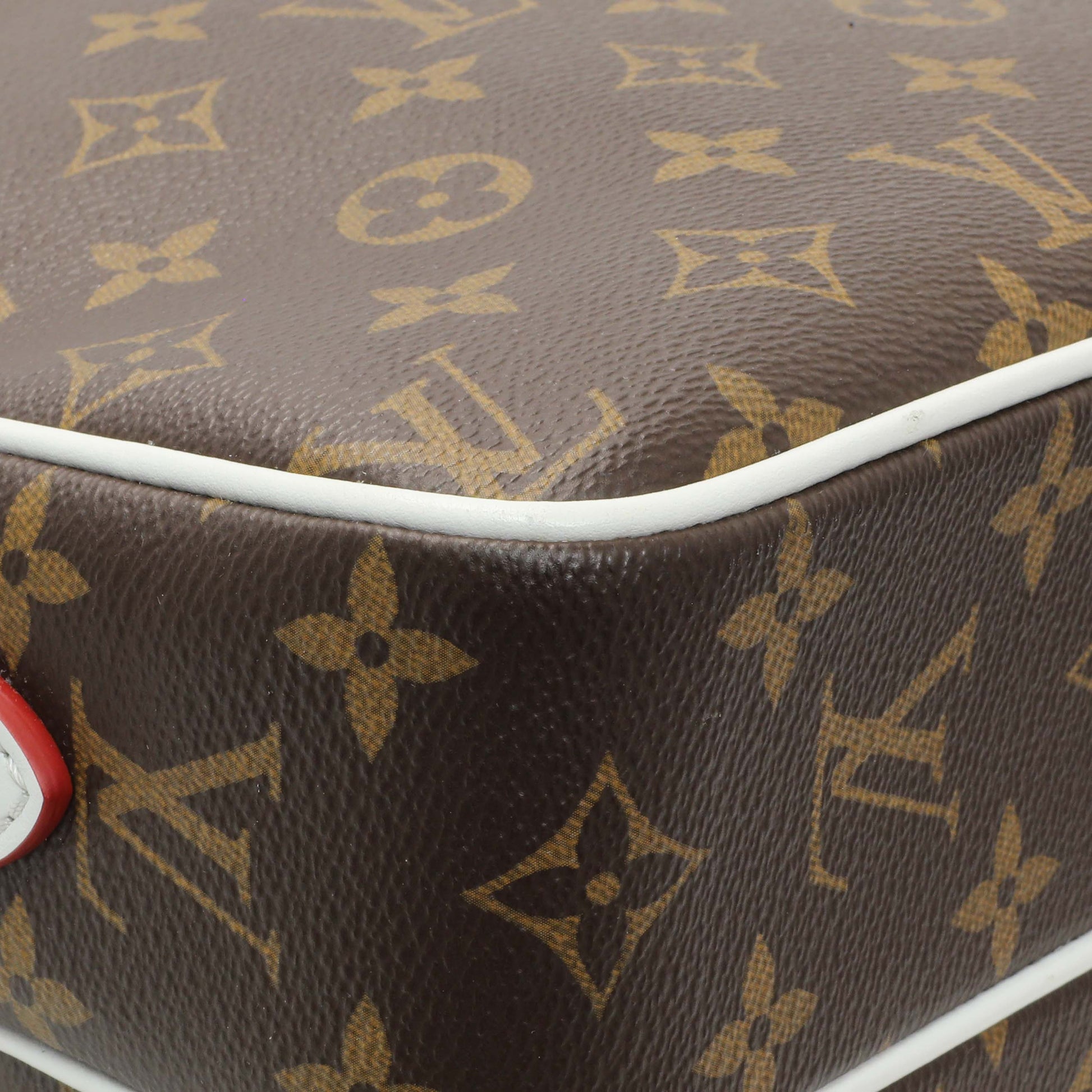 Exclusive Louis Vuitton X Nba 2020 Monogram Nil Messenger Bag — Lifestyle View
