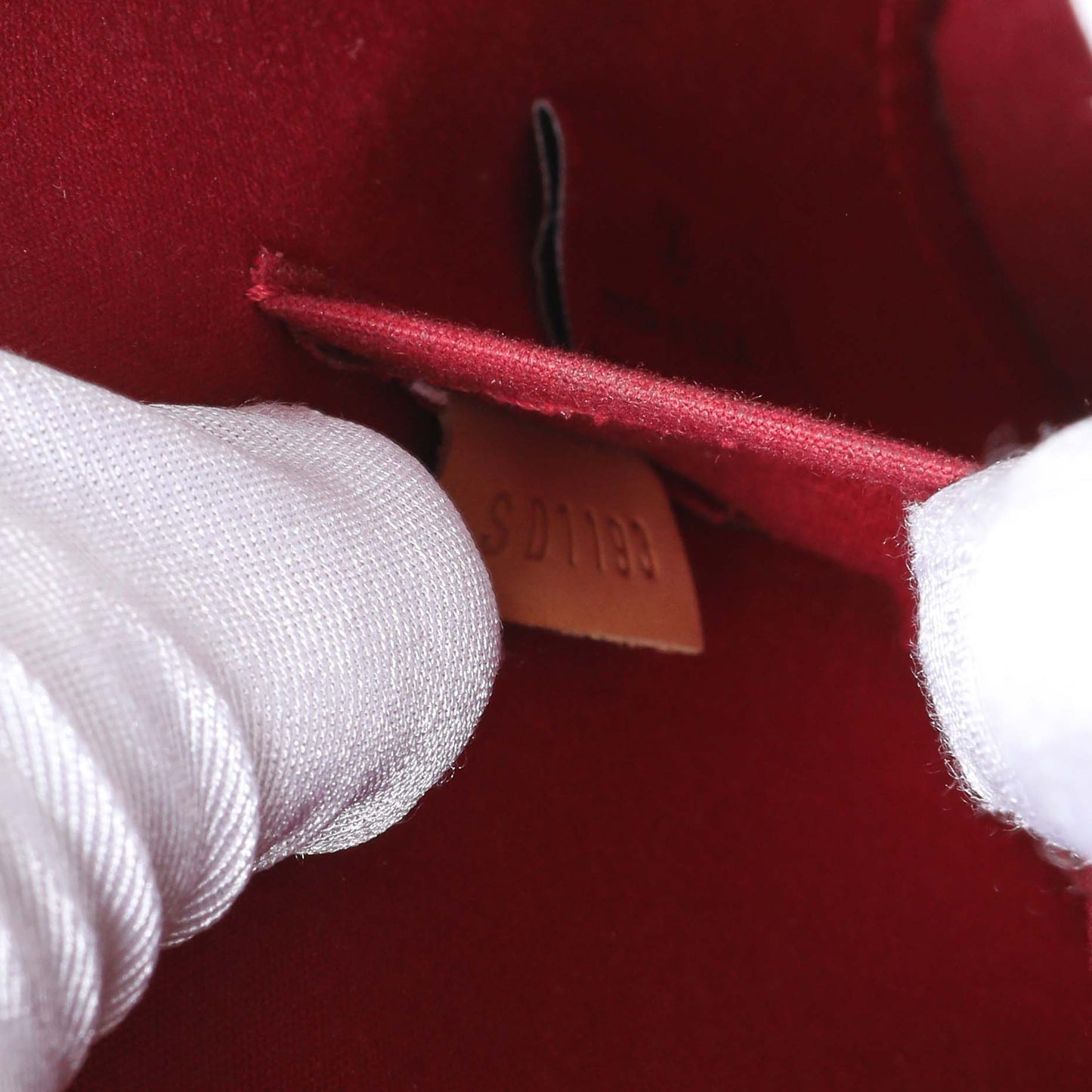 Exclusive Louis Vuitton Red Vernis Alma BB — Alternate View 10