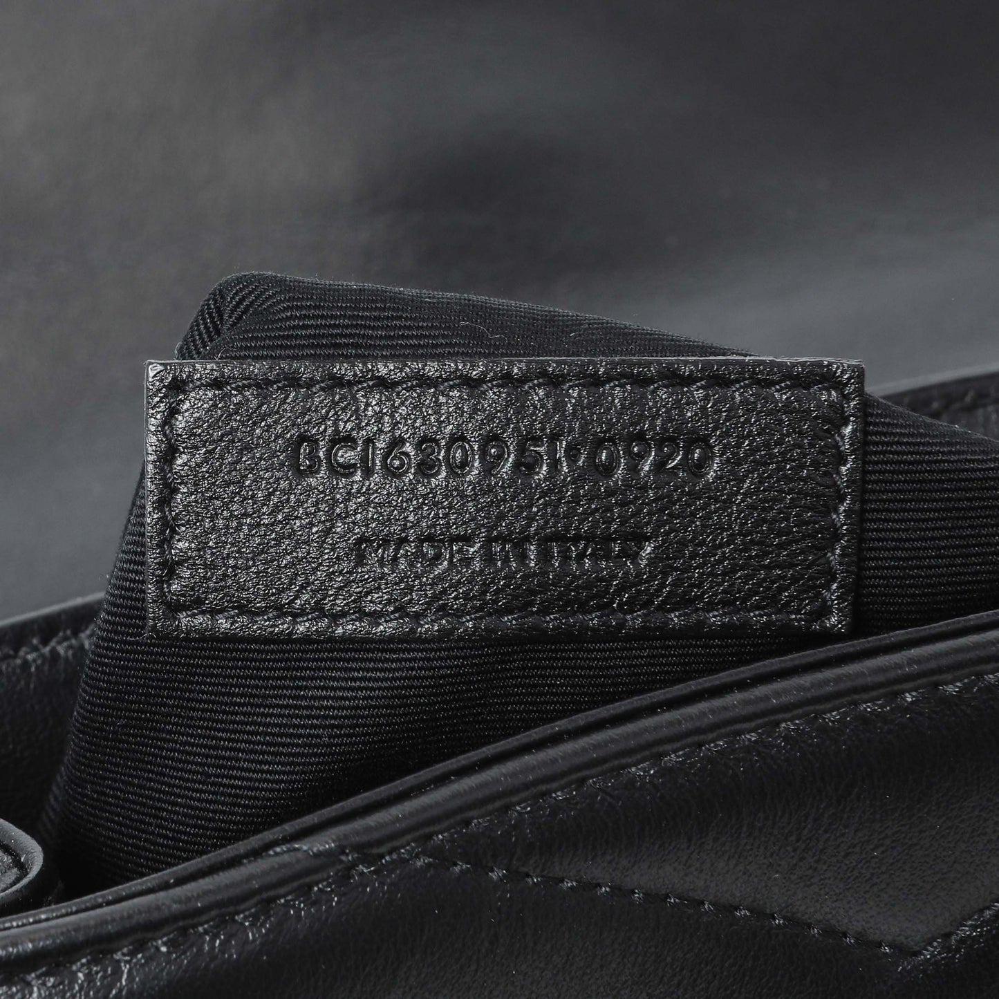 Exclusive Saint Laurent Black Calfskin Monogram Toy Loulou Crossbody — Alternate View 10