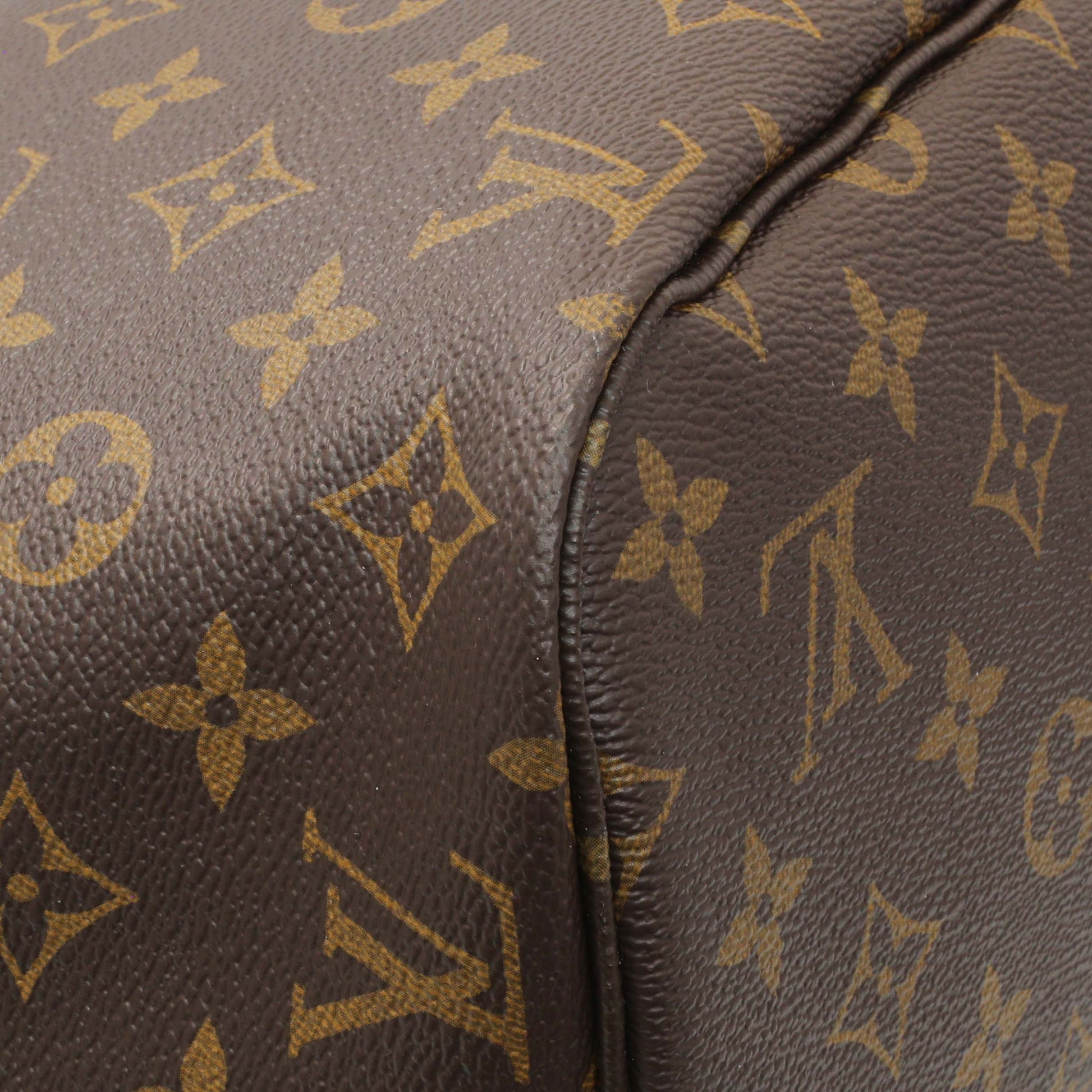 Exclusive Louis Vuitton Monogram Neo Neverfull MM — Top View