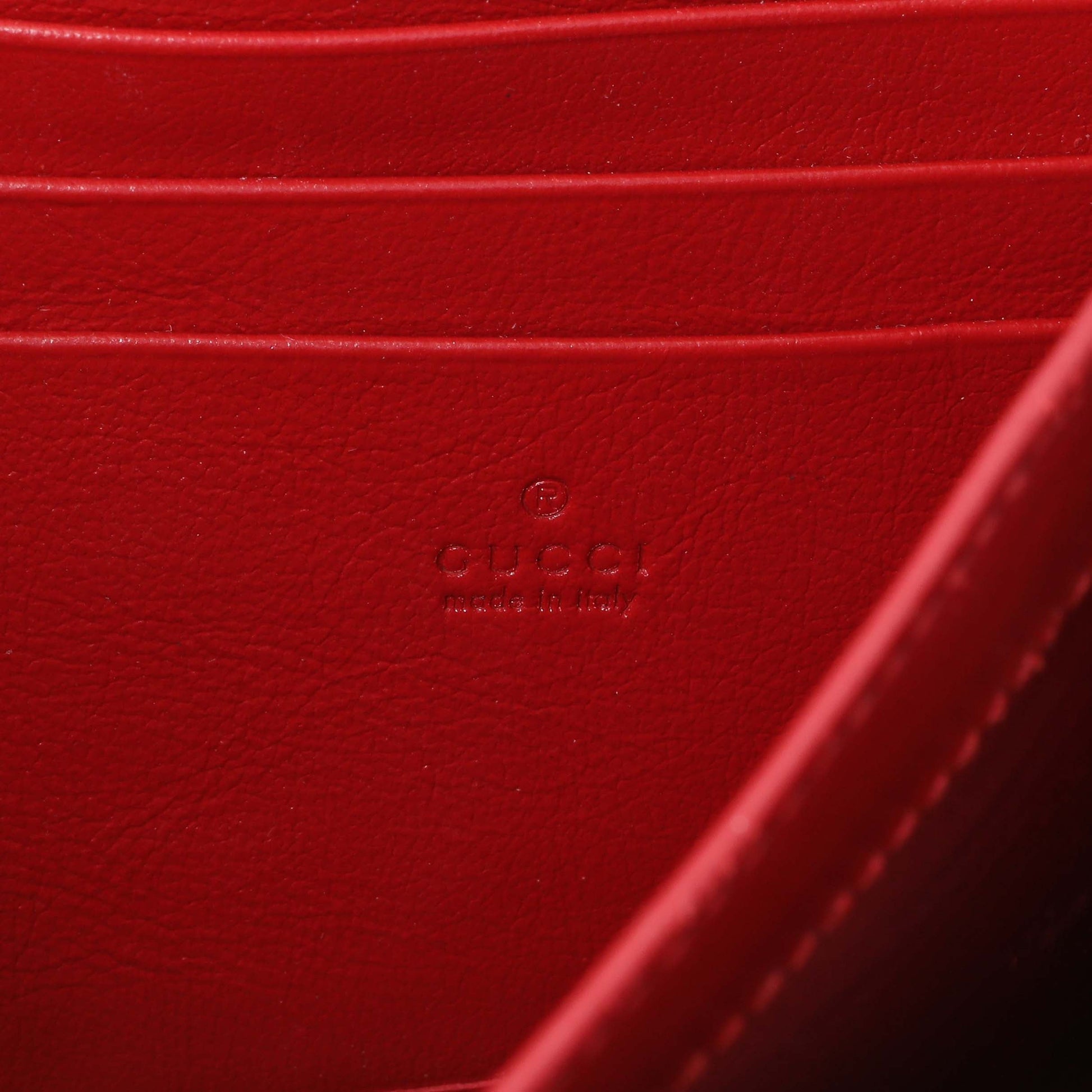 Exclusive Gucci Monogram Multicolor Matelasse Diagonal GG Marmont Chain Wallet — Detail View