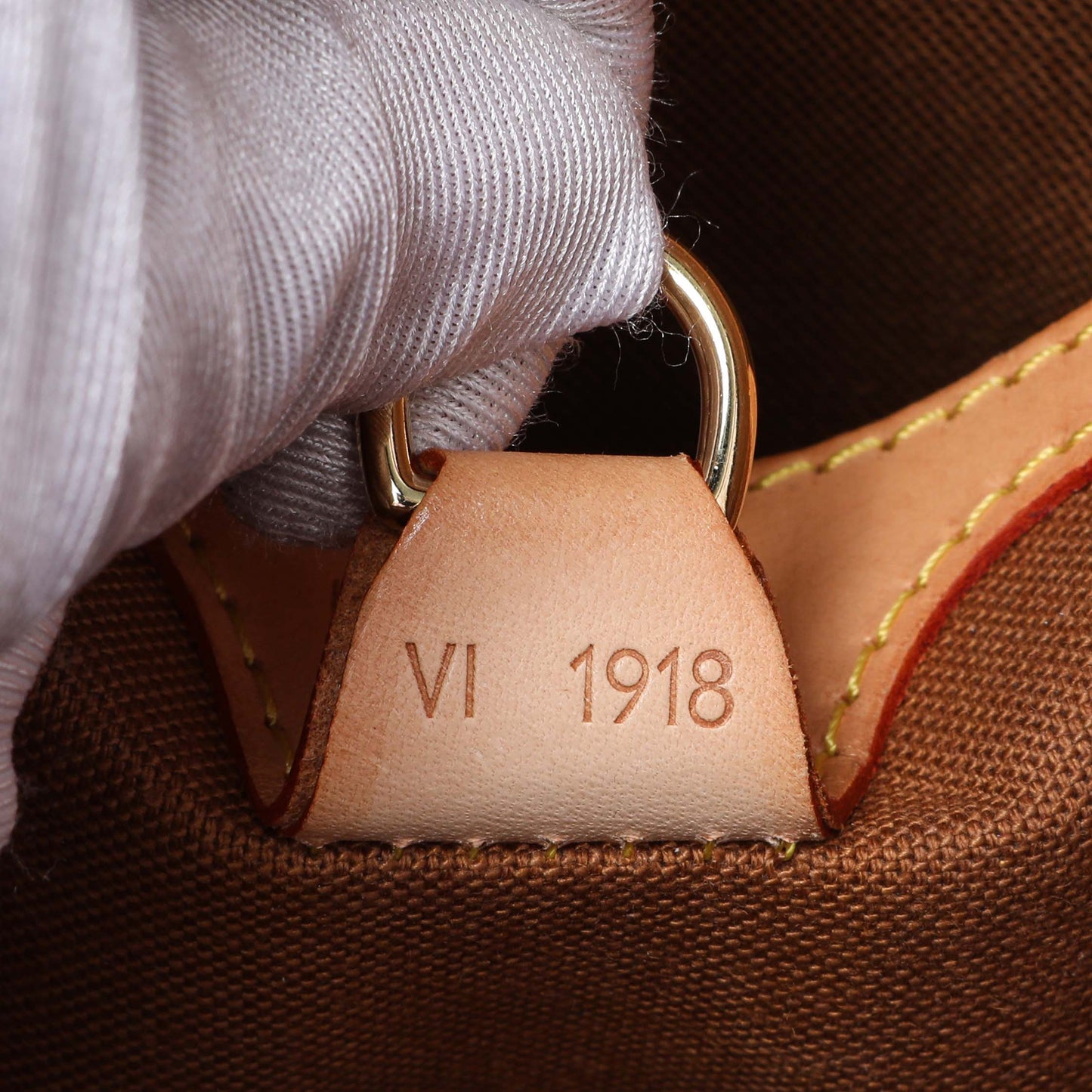 Exclusive Louis Vuitton Monogram Ellipse PM — Alternate View 10