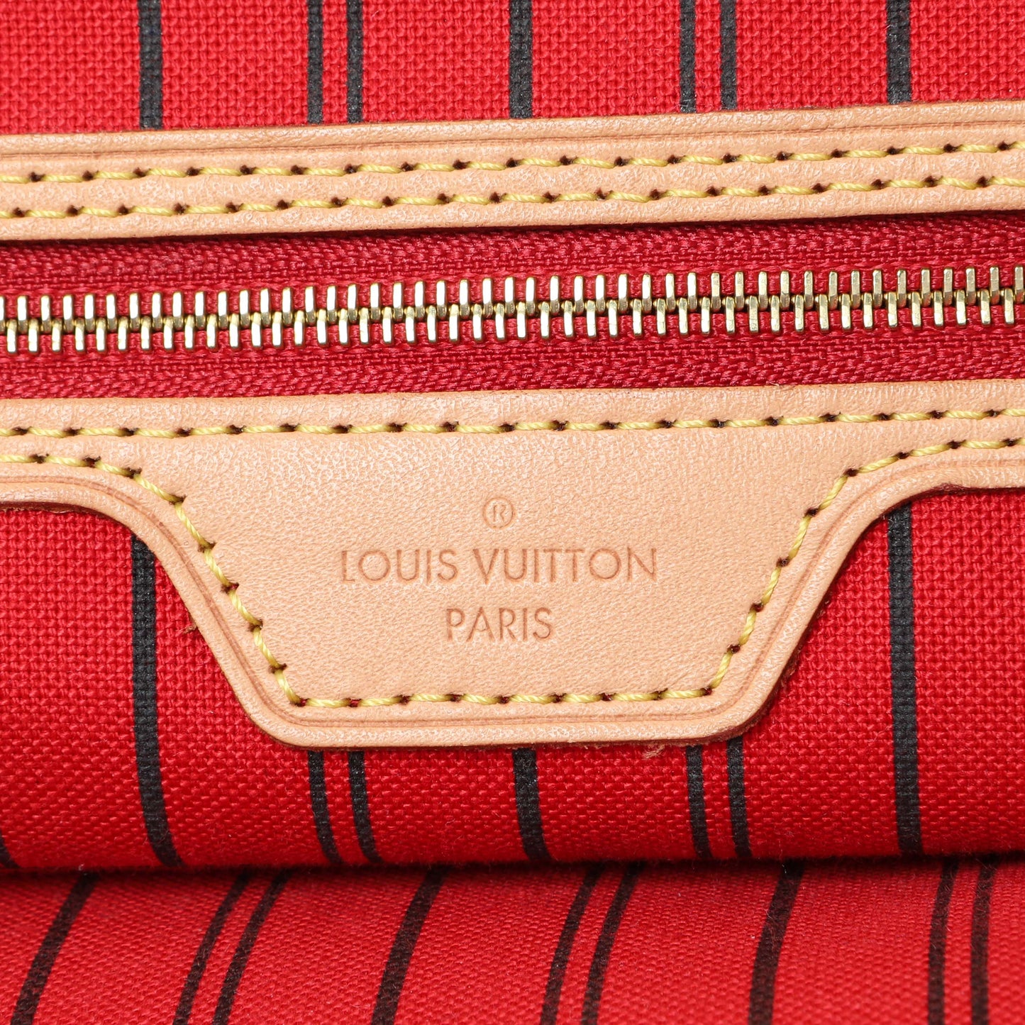 Exclusive Louis Vuitton Monogram Neverfull MM — Alternate View 9