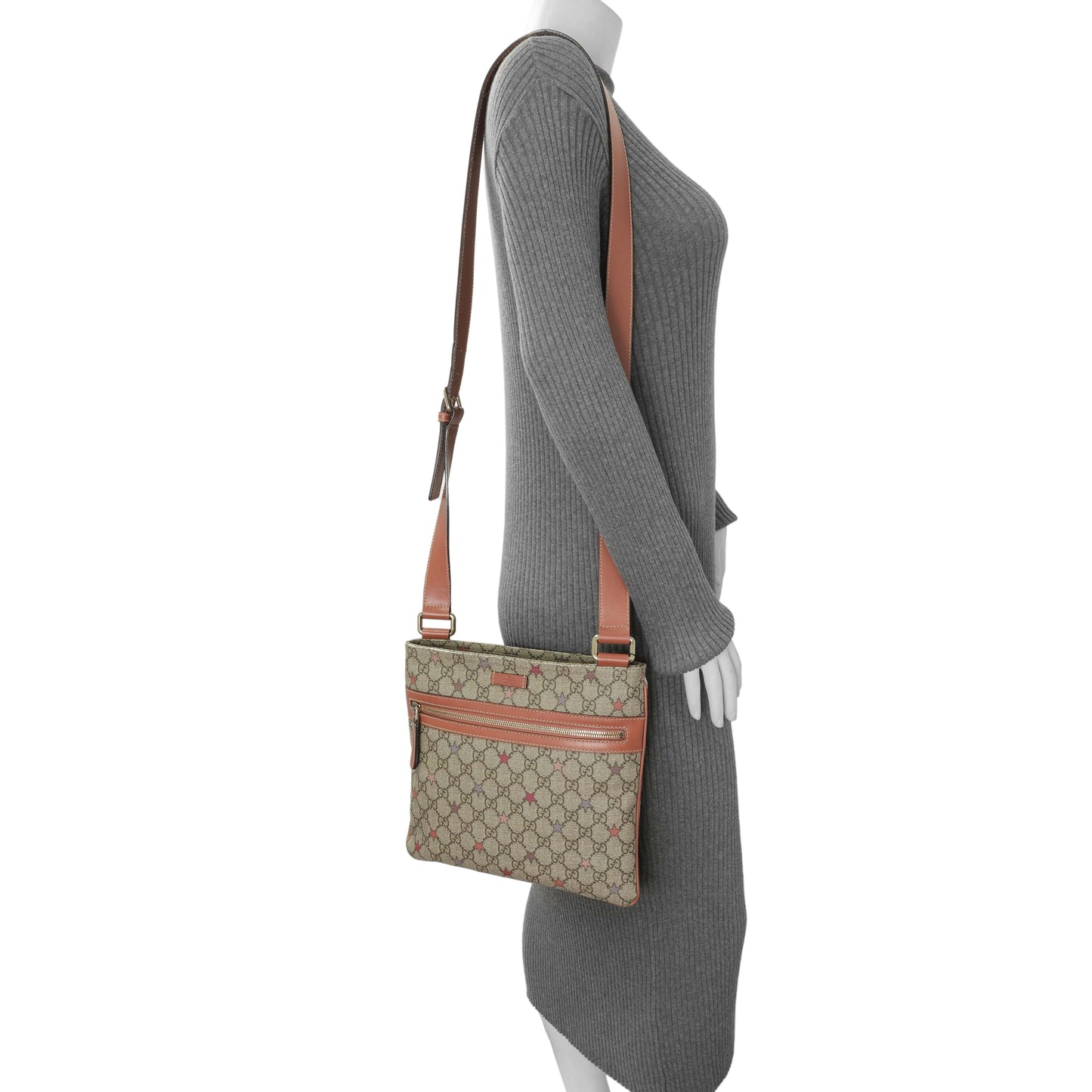 Exclusive Gucci GG Supreme Stars Flat Messenger — Alternate View 14
