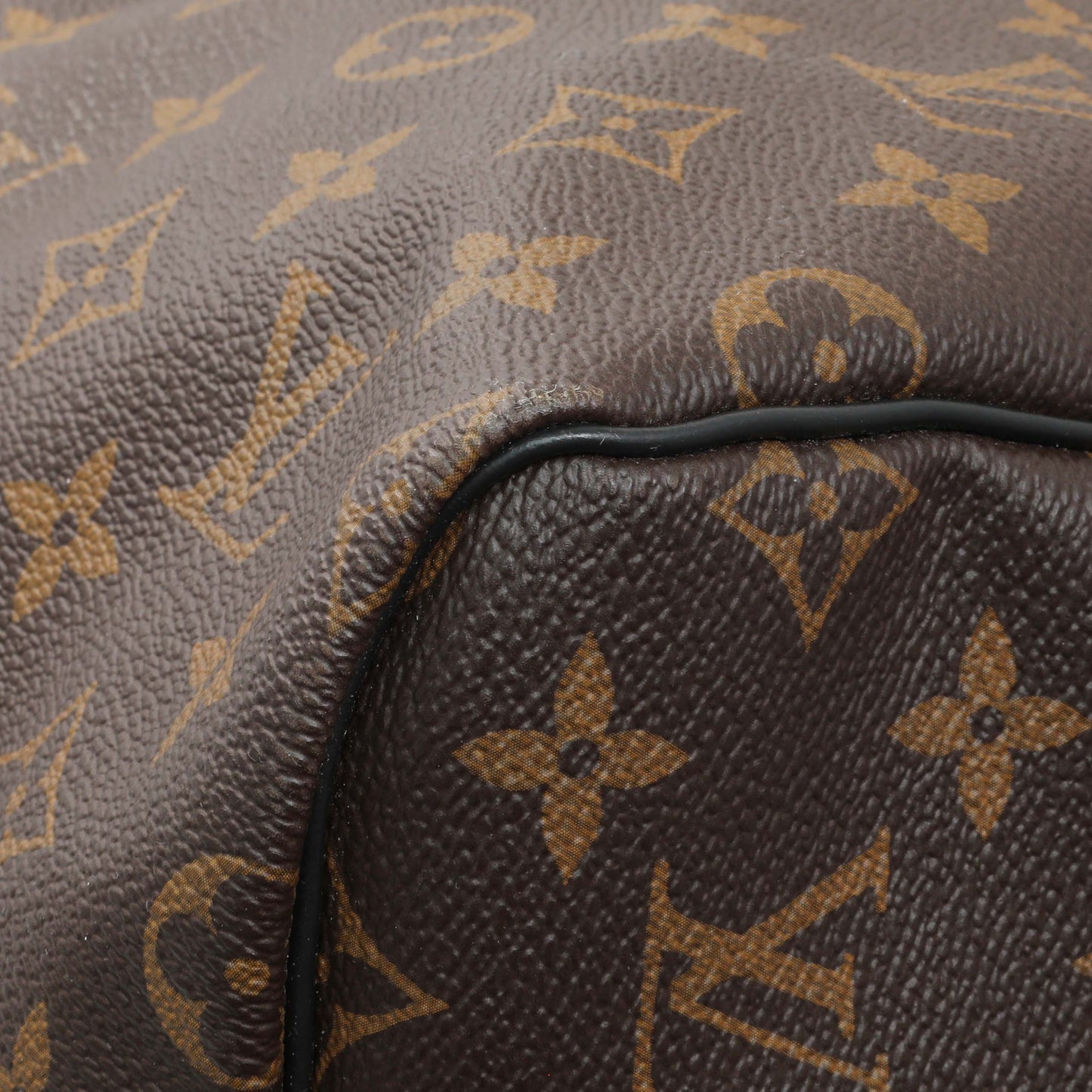 Exclusive Louis Vuitton Monogram Macassar Keepall Bandouliere 55 — Detail View