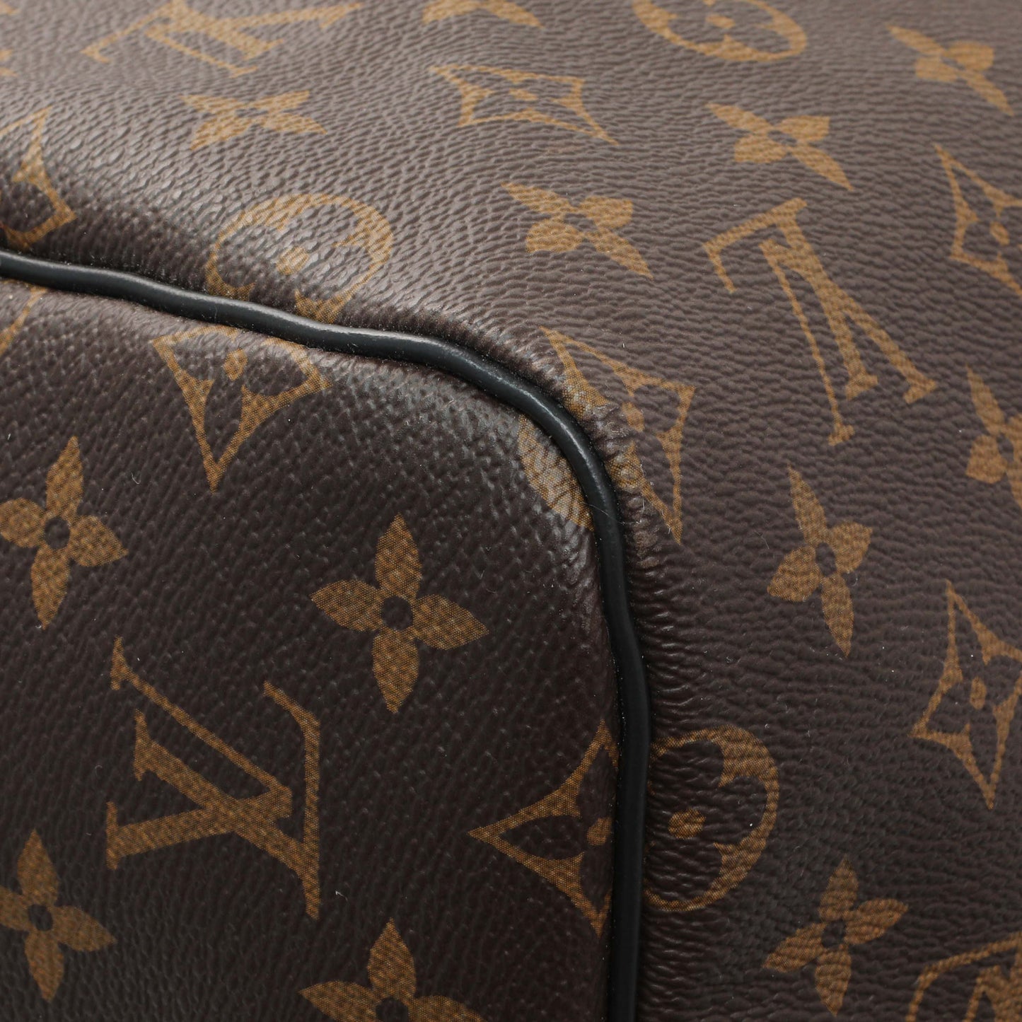 Exclusive Louis Vuitton Monogram Macassar Keepall Bandouliere 55 — Lifestyle View