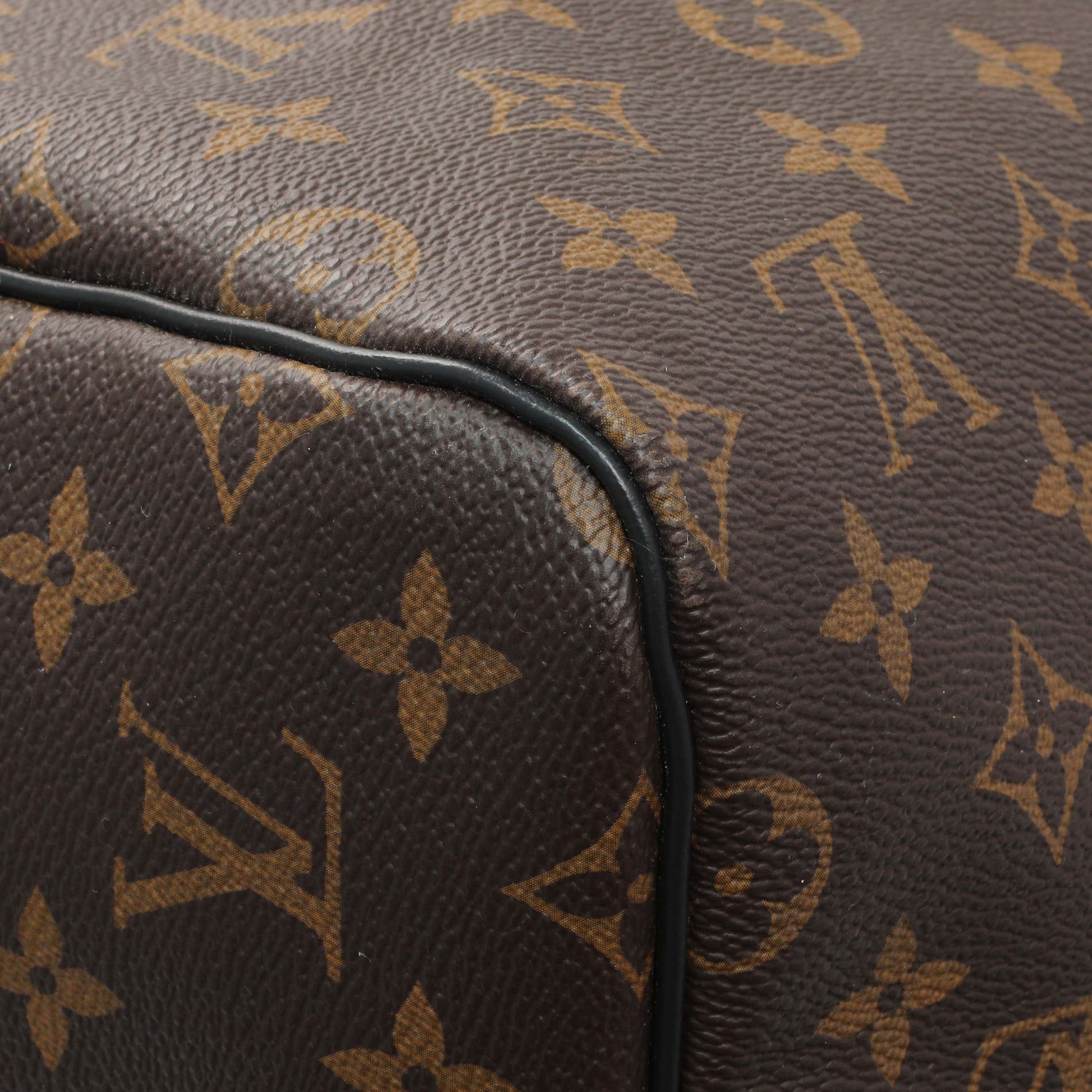 Exclusive Louis Vuitton Monogram Macassar Keepall Bandouliere 55 — Lifestyle View