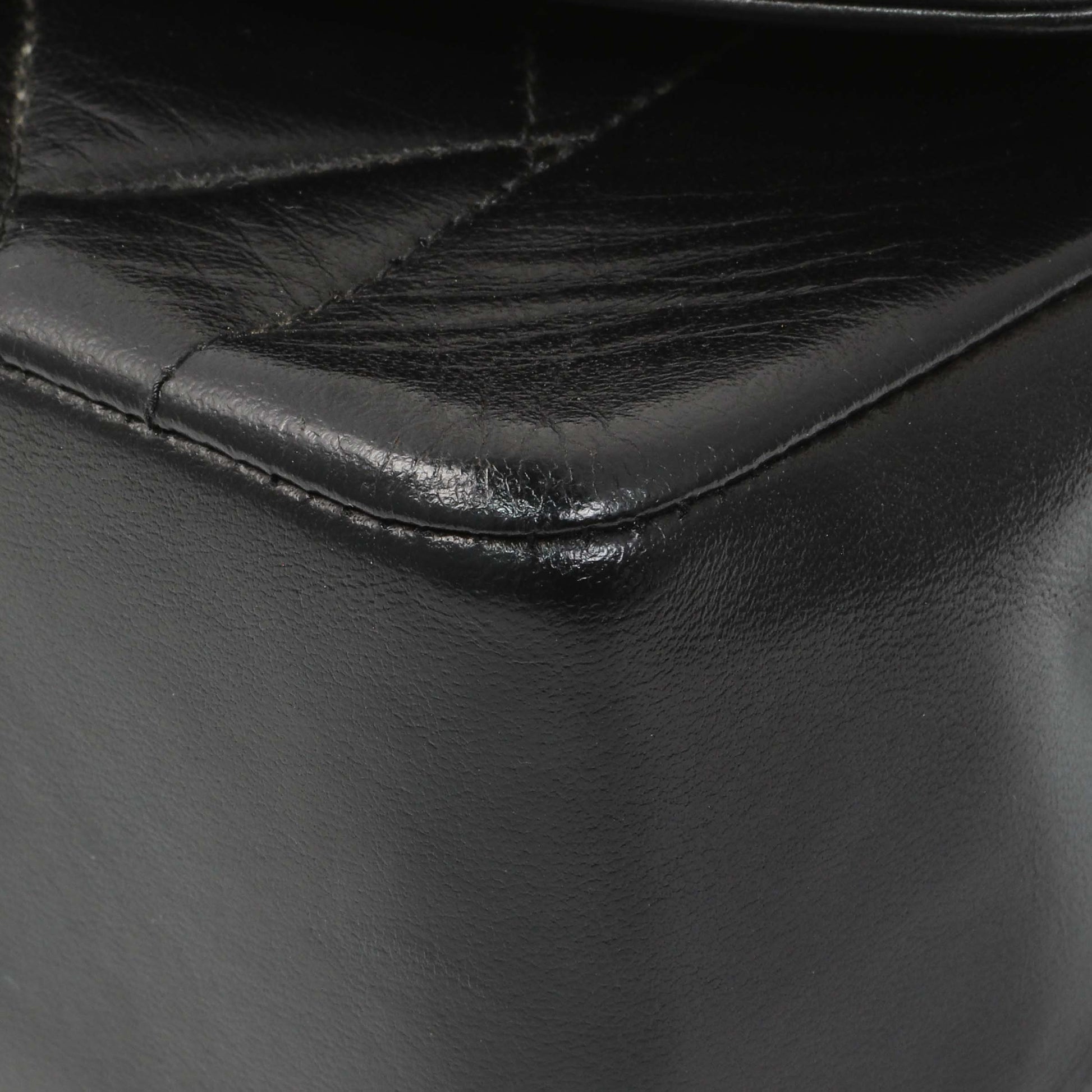 Exclusive Chanel Vintage Black Quilted Lambskin Small Diana Flap — Detail View