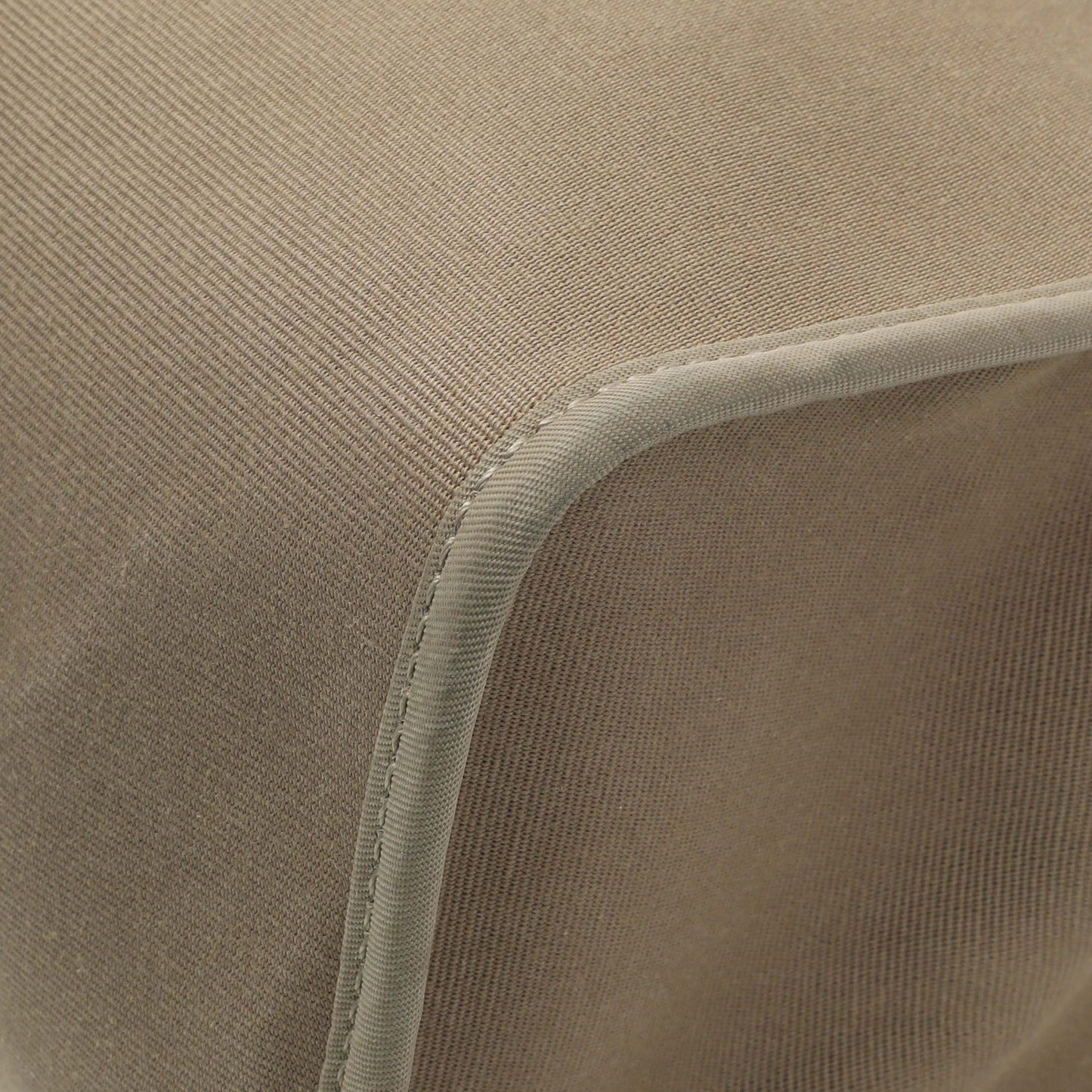 Exclusive Hermes Etoupe/Ebene Herbag Zip 31 — Detail View