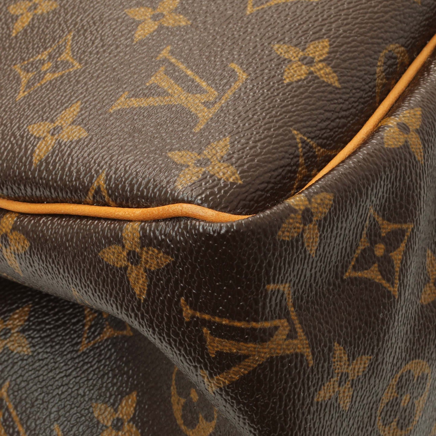 Exclusive Louis Vuitton Monogram Batignolles Vertical — Top View
