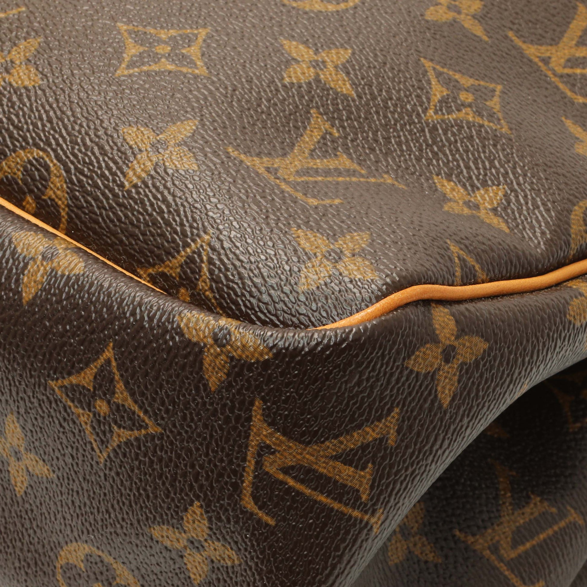 Exclusive Louis Vuitton Monogram Batignolles Vertical — Alternate View 7