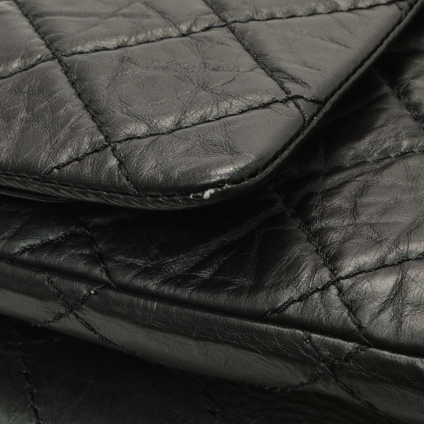Exclusive Chanel Black Quilted Aged Calfskin 2.55 Reissue 227 Flap — Alternate View 8