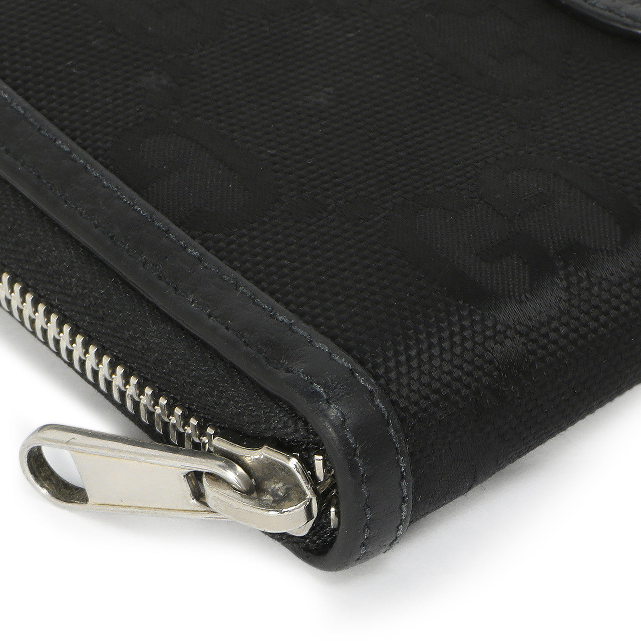 Exclusive Gucci Off The Grid Zip Around Wallet — Top View
