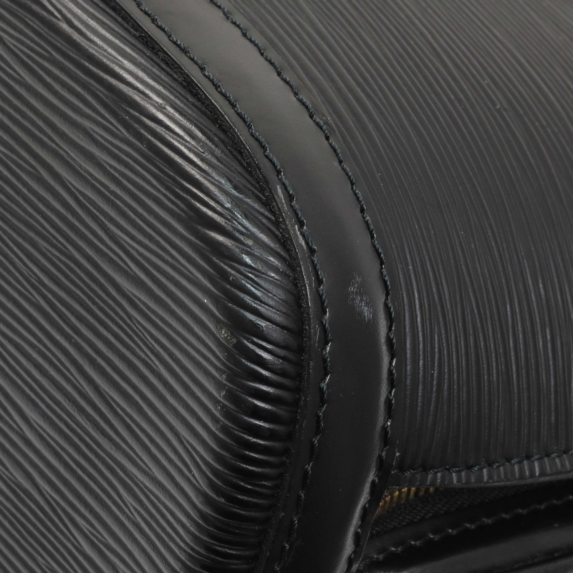 Exclusive Louis Vuitton Black Epi Lussac — Detail View
