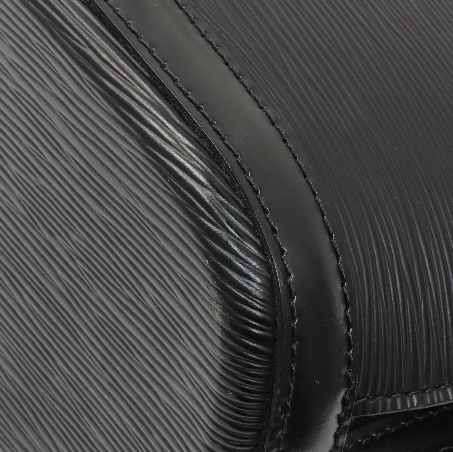 Exclusive Louis Vuitton Black Epi Lussac — Alternate View 7