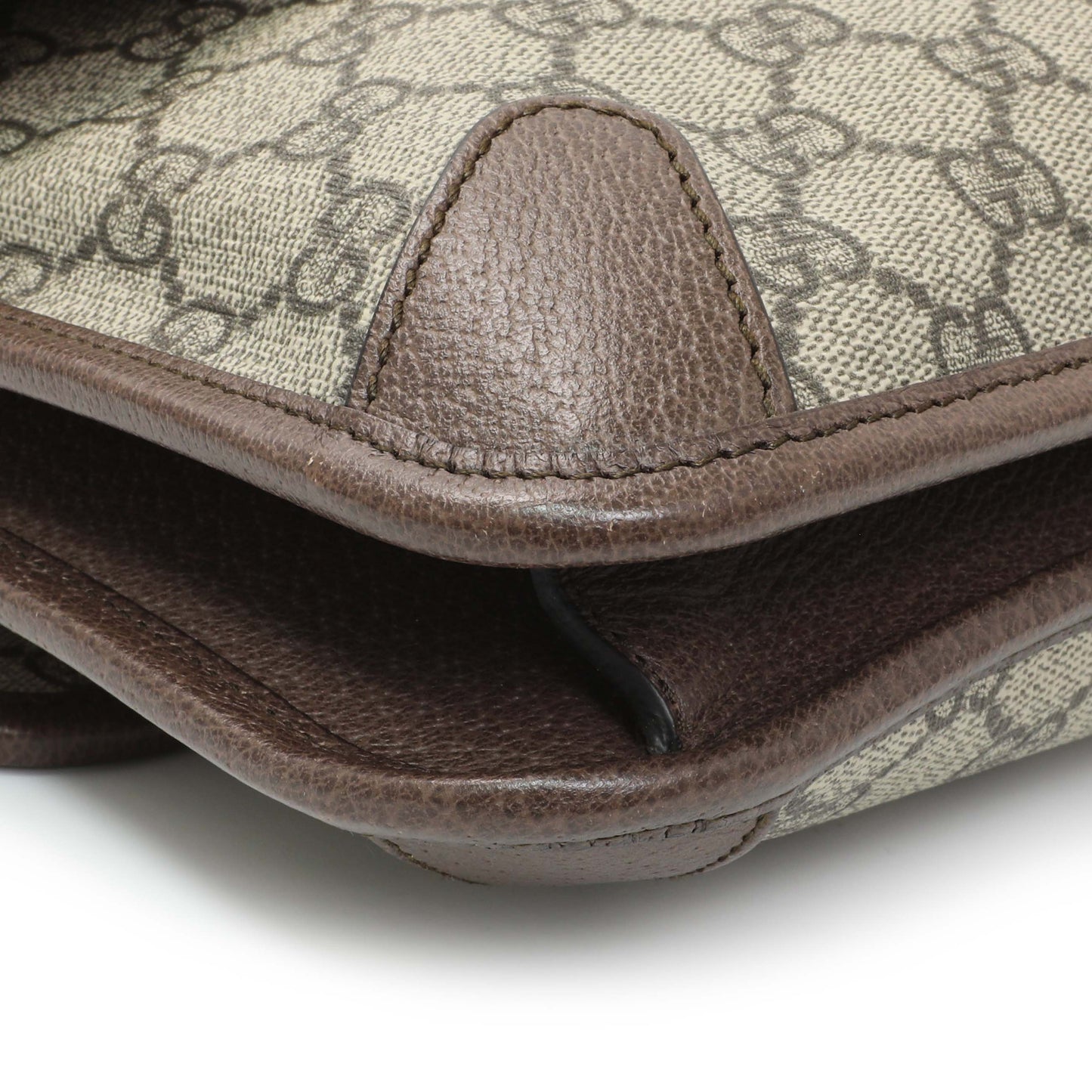 Exclusive Gucci GG Supreme Monogram Web Neo Vintage Messenger Bag — Top View