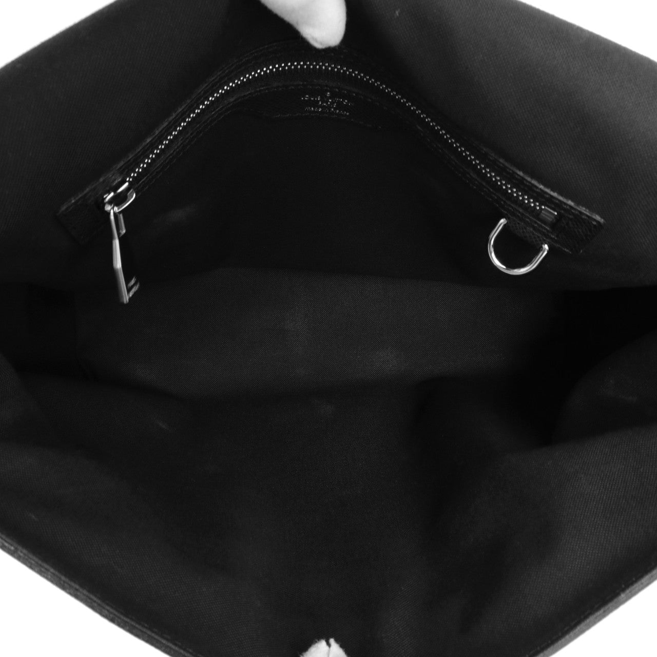 Exclusive Louis Vuitton Ardoise Taiga Roman MM — Alternate View 8