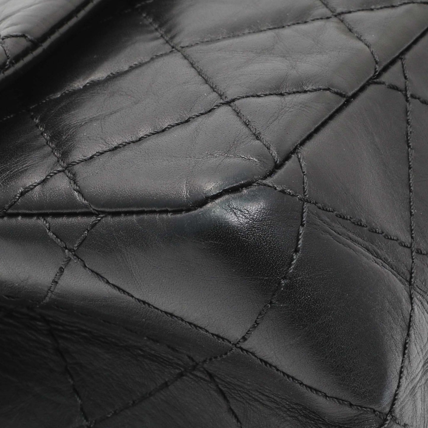 Exclusive Chanel Black Quilted Aged Calfskin 2.55 Reissue 226 Flap — Top View