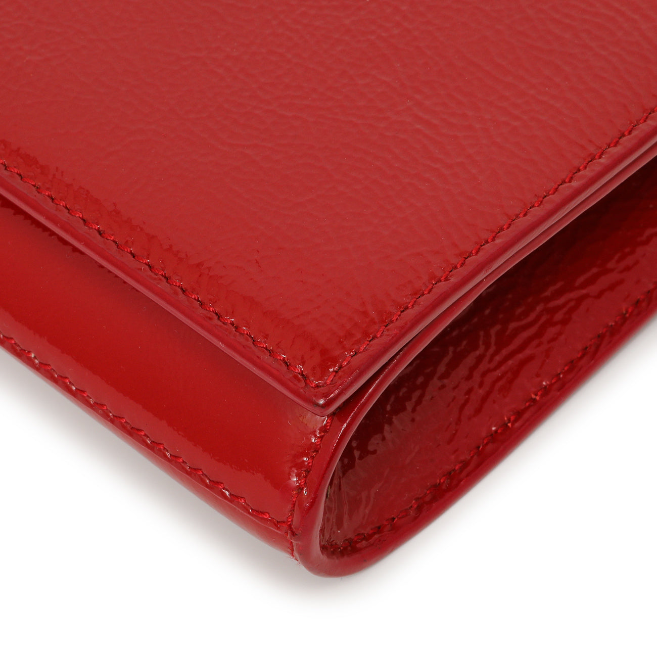 Exclusive Saint Laurent Red Textured Patent Monogram Large Belle De Jour Clutch — Detail View