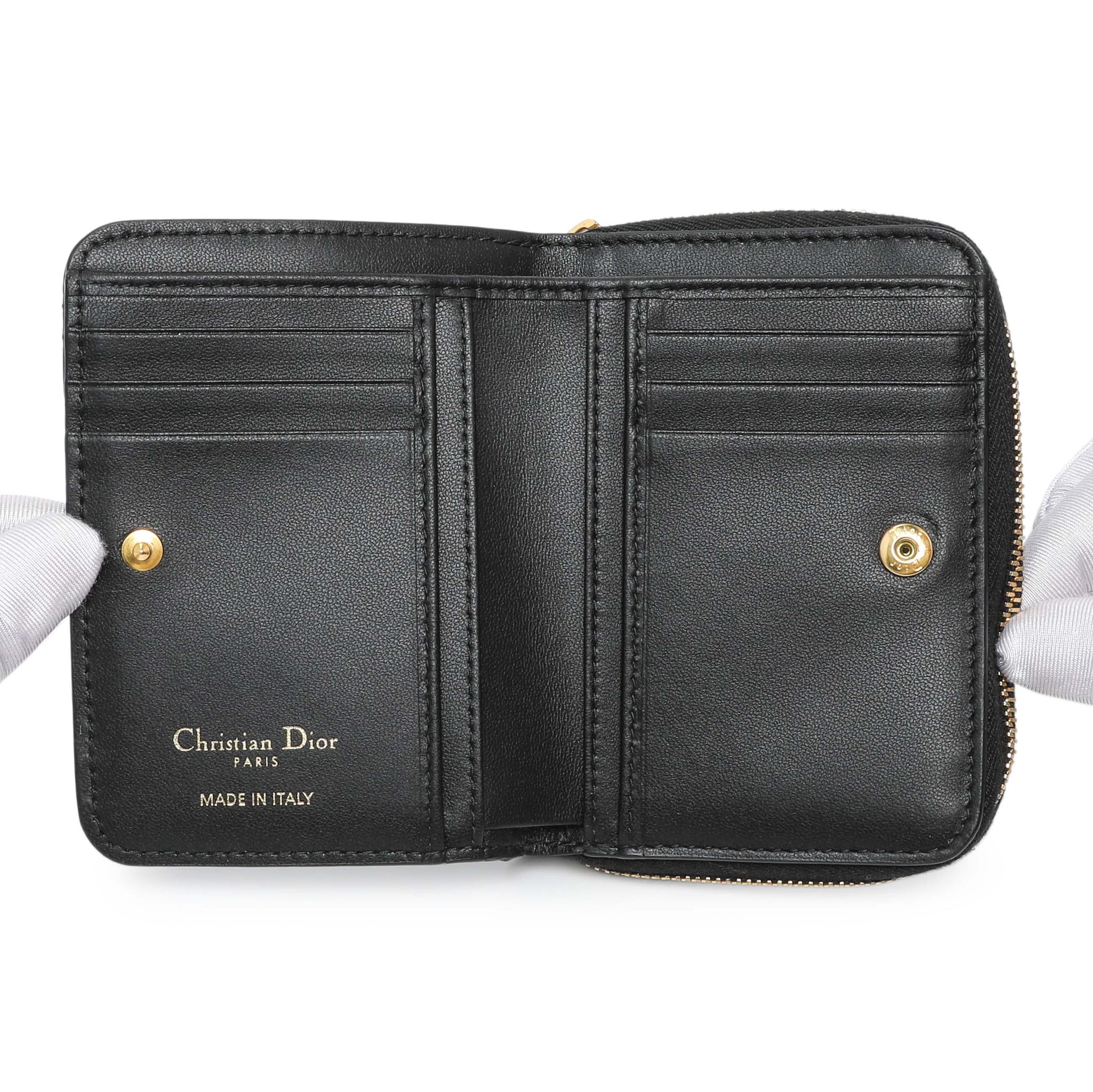 Exclusive Christian Dior Black Grained Calfskin Supple Cannage Caro Scarlet Zipped Wallet — Detail View