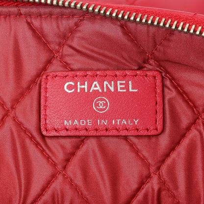 Exclusive Chanel Pink Quilted Lambskin Medium Cosmetic Case — Alternate View 11
