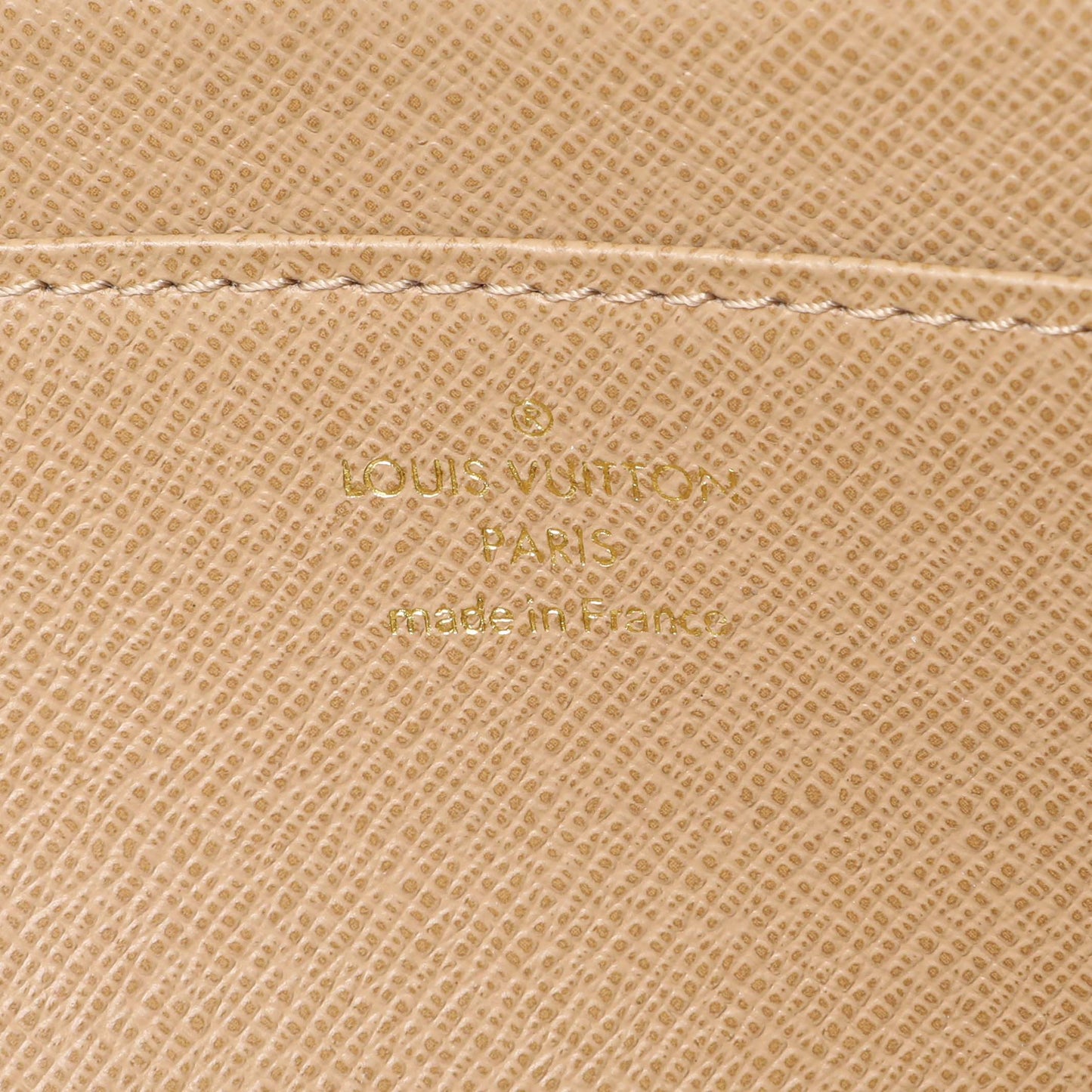 Exclusive Louis Vuitton Monogram Trunks and Bags Complice Wallet — Detail View