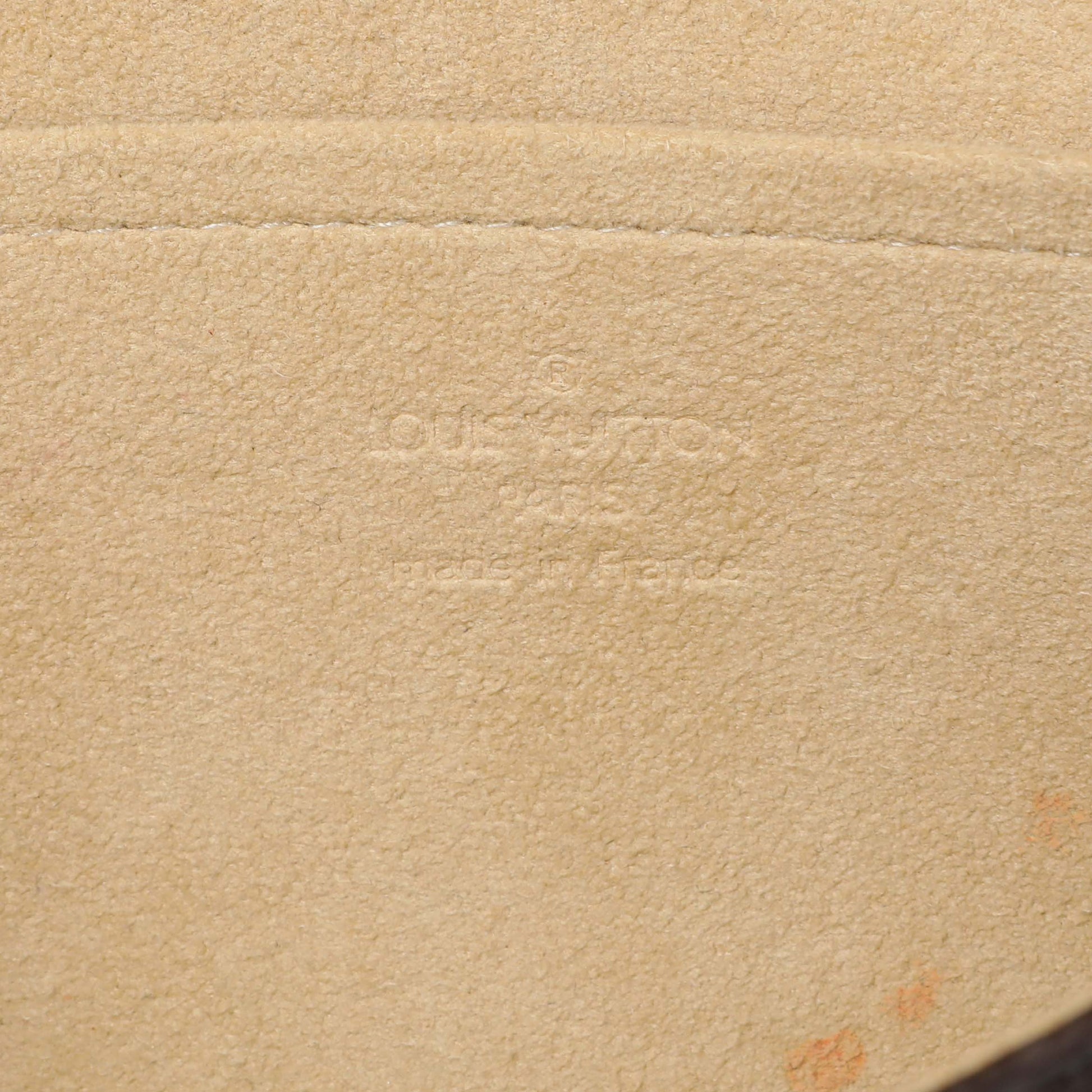 Exclusive Louis Vuitton Monogram Pochette Twin GM — Alternate View 11