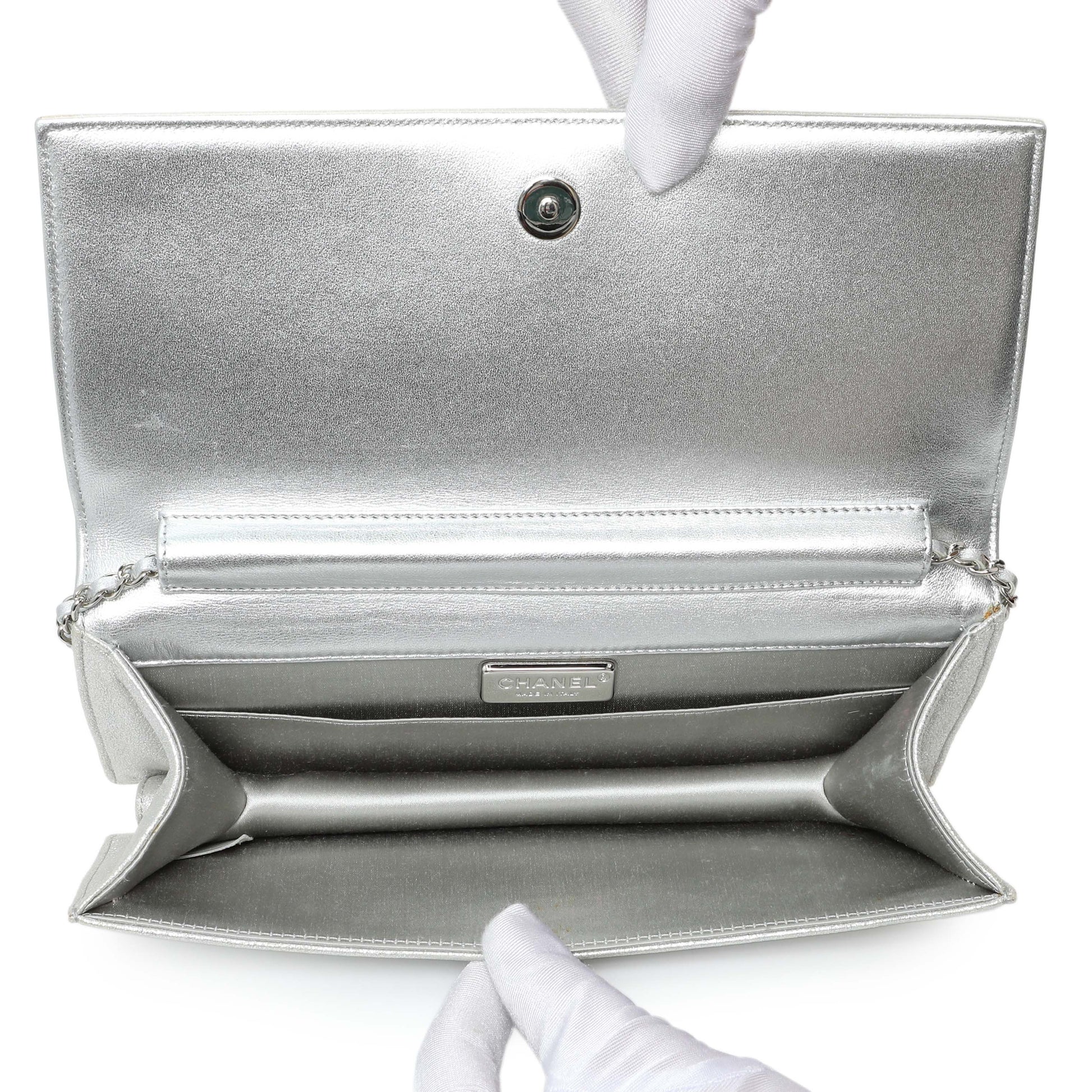 Exclusive Chanel 2015 Cruise Paris-Dubai Strass Crystal East West Clutch — Alternate View 8