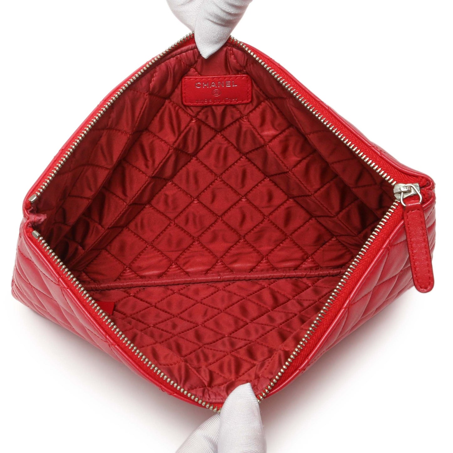 Exclusive Chanel Pink Quilted Lambskin Medium Cosmetic Case — Alternate View 10