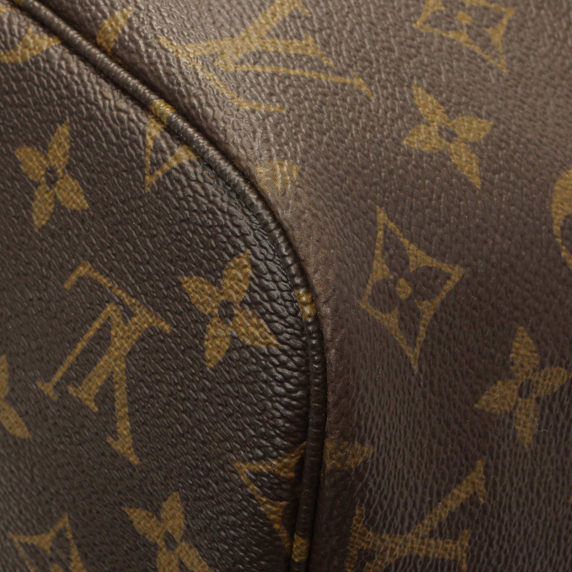 Exclusive Louis Vuitton Monogram Neverfull MM — Alternate View 7